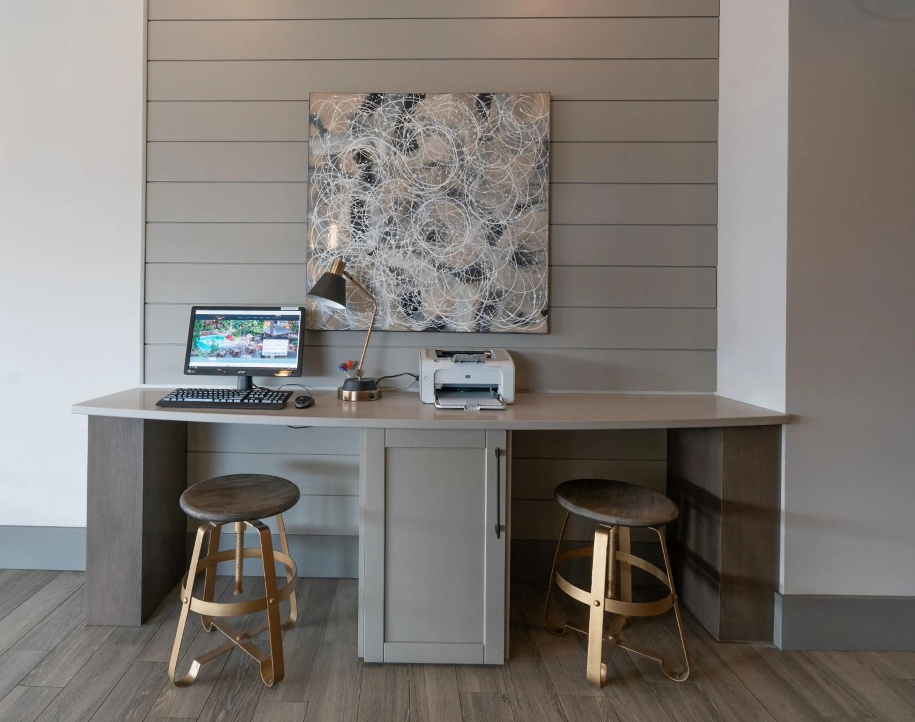 Business facilities in Prestige Vernon Lodge