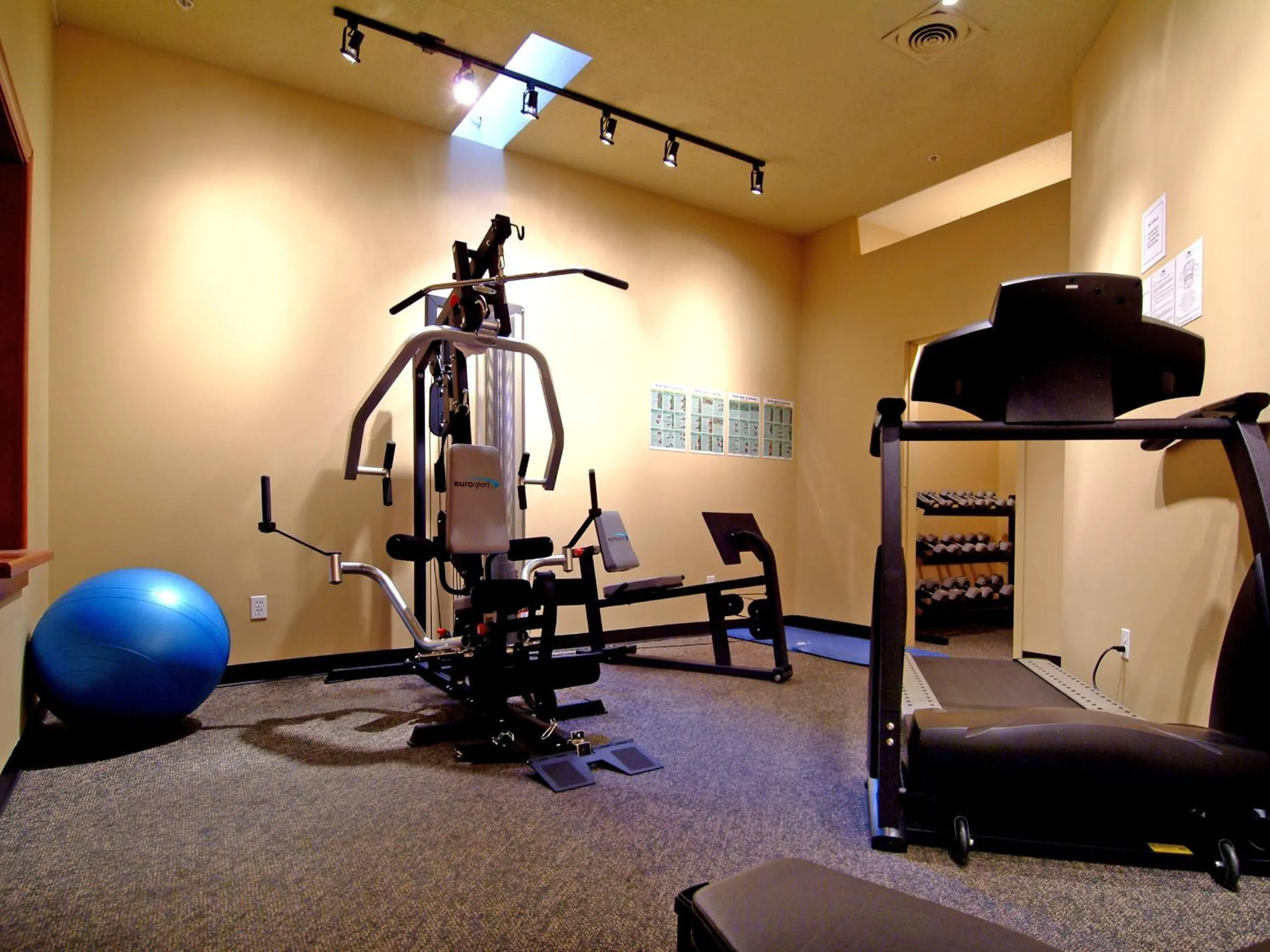 Fitness centre/facilities in Prestige Vernon Lodge