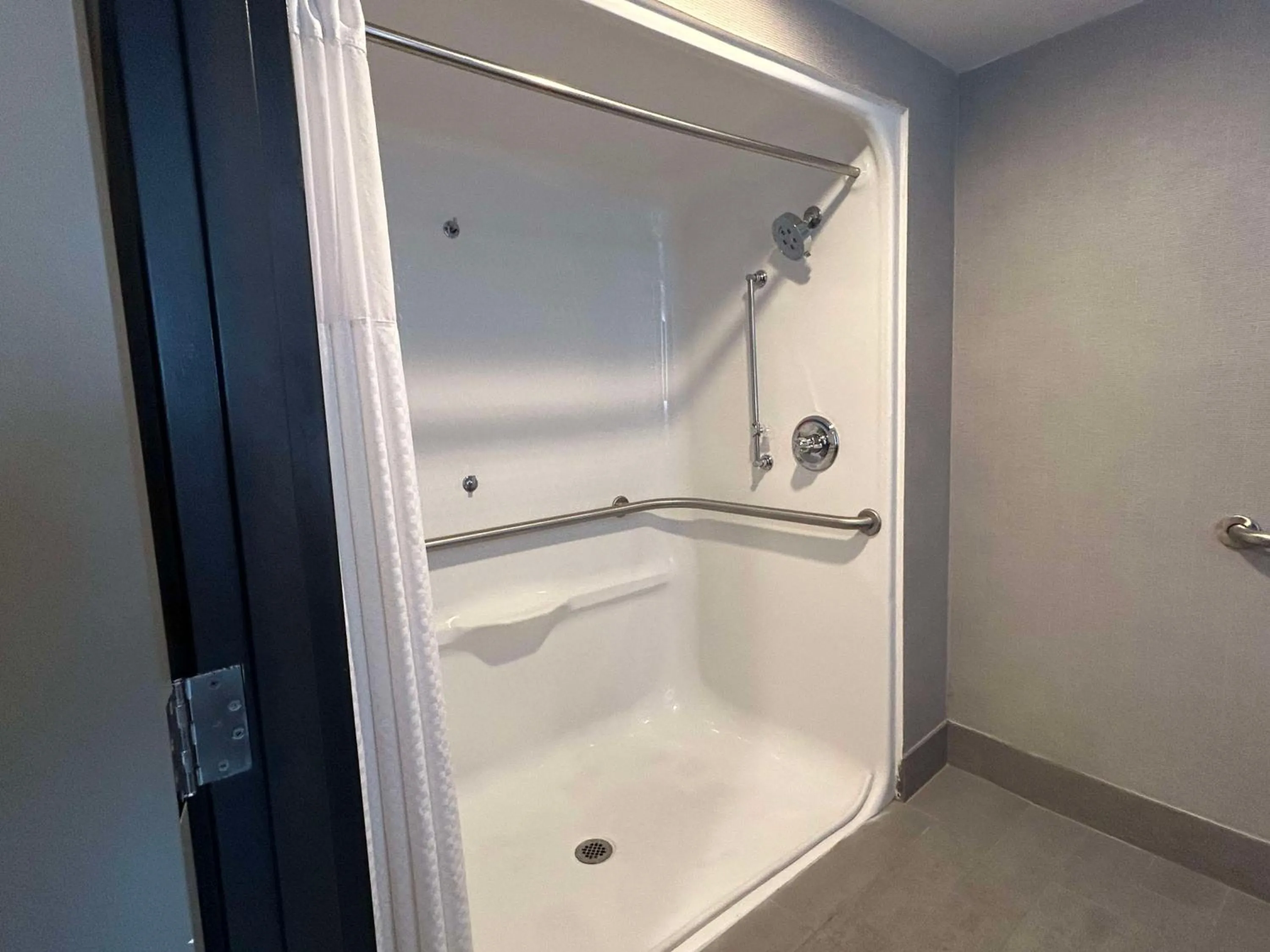 Bathroom in Best Western Carlisle South