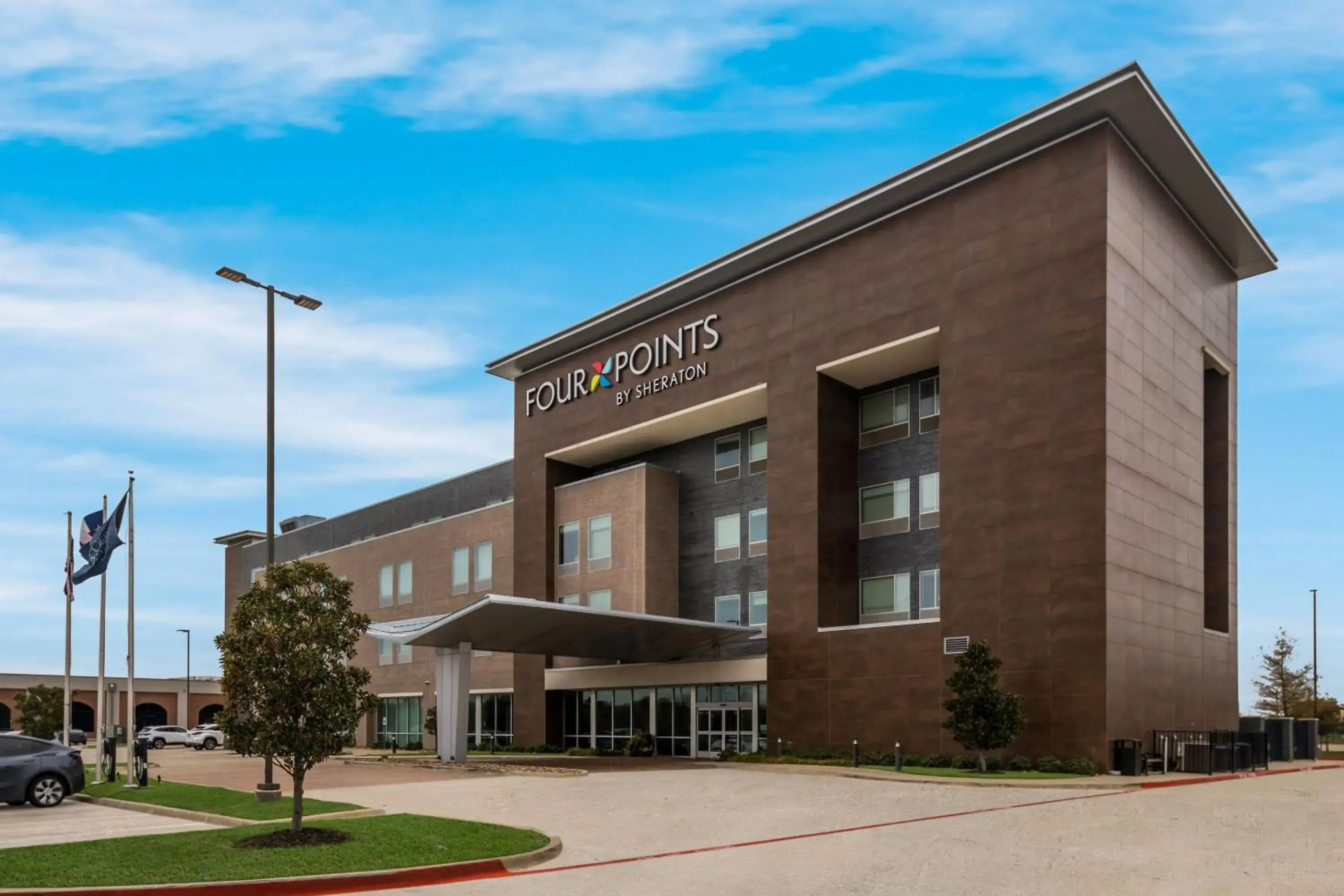 Property building in Four Points by Sheraton Plano Property building in Four Points by Sheraton Plano