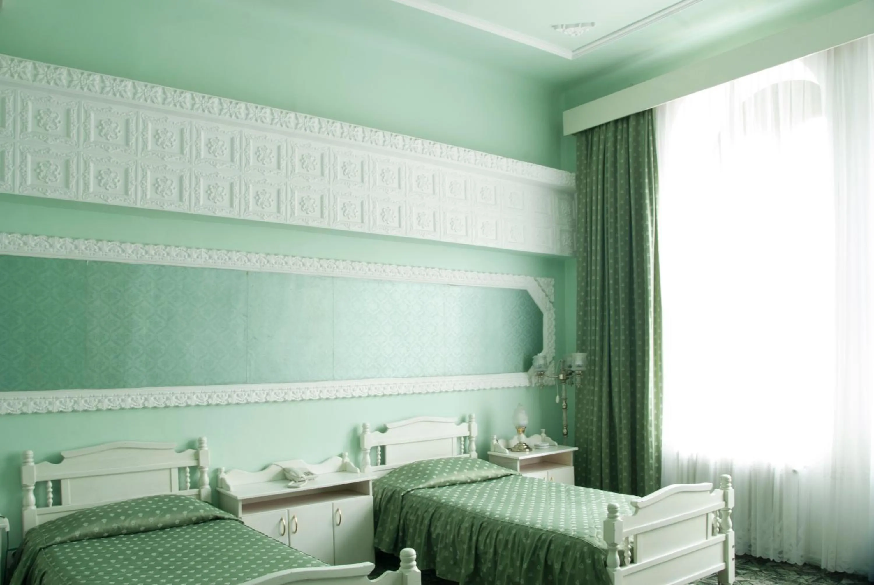 Twin Room - single occupancy in Hotel Dacia