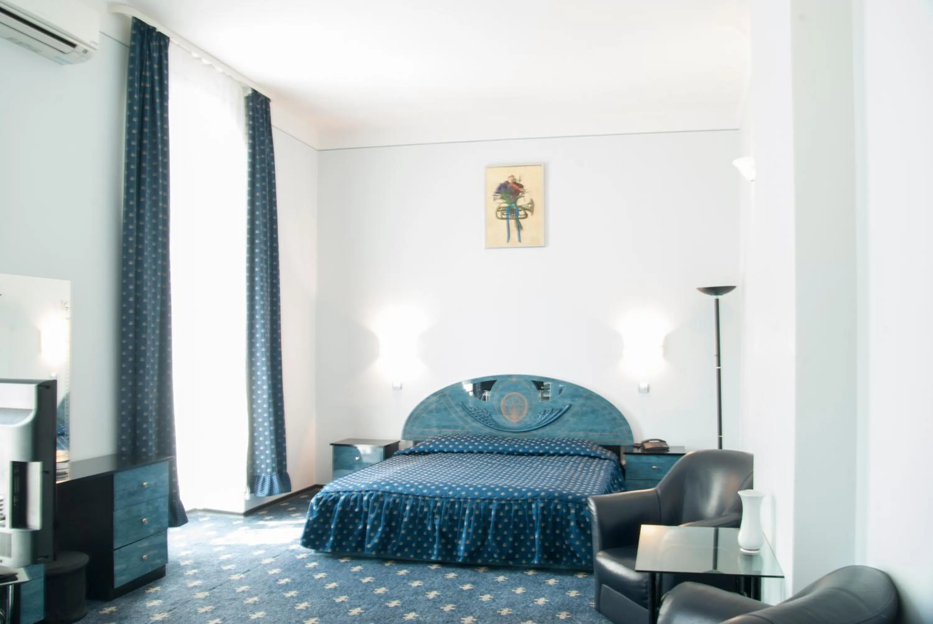 Standard Double Room - single occupancy in Hotel Dacia
