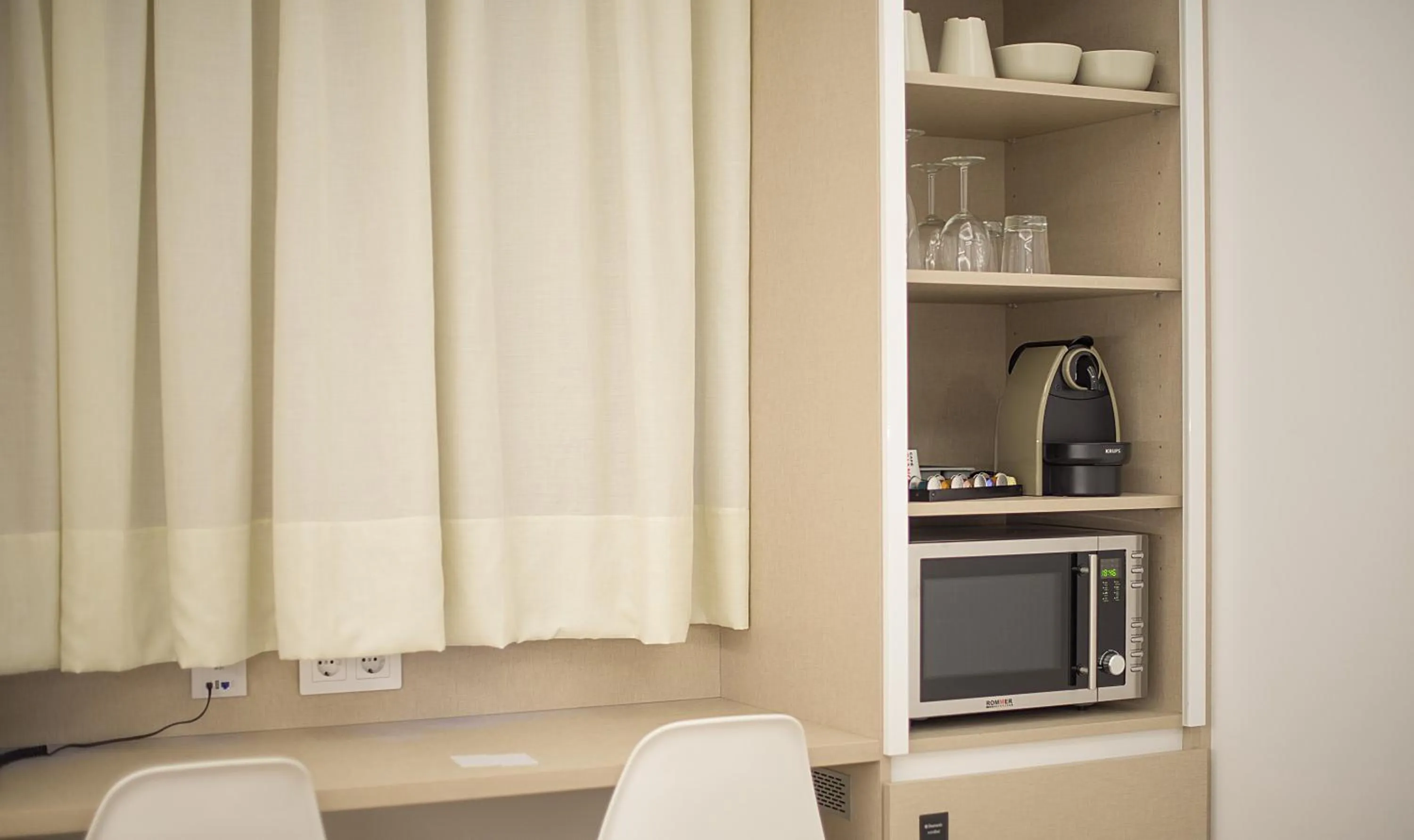 Coffee/tea facilities in Sono House