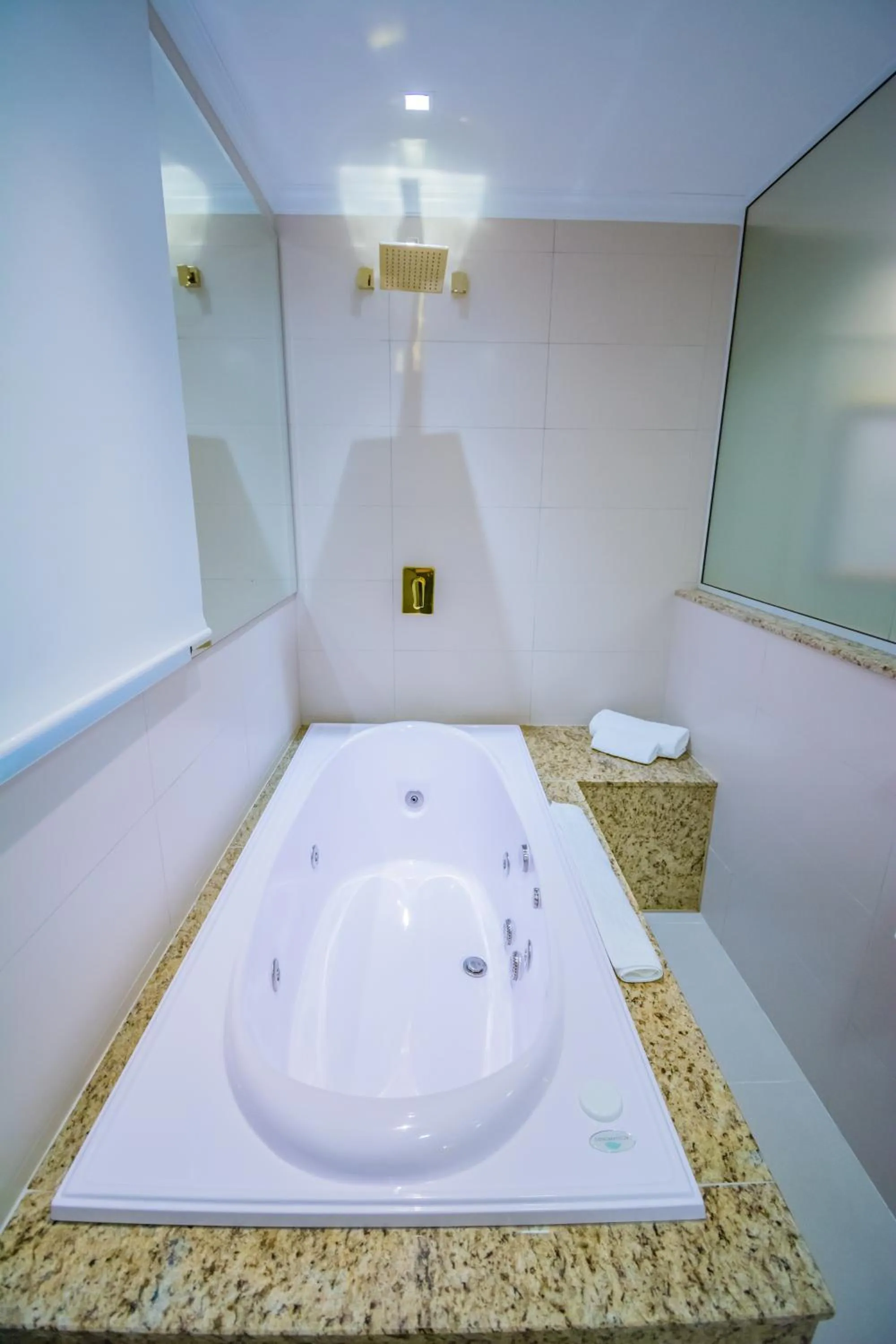 Hot Tub in Hotel Recanto Maestro