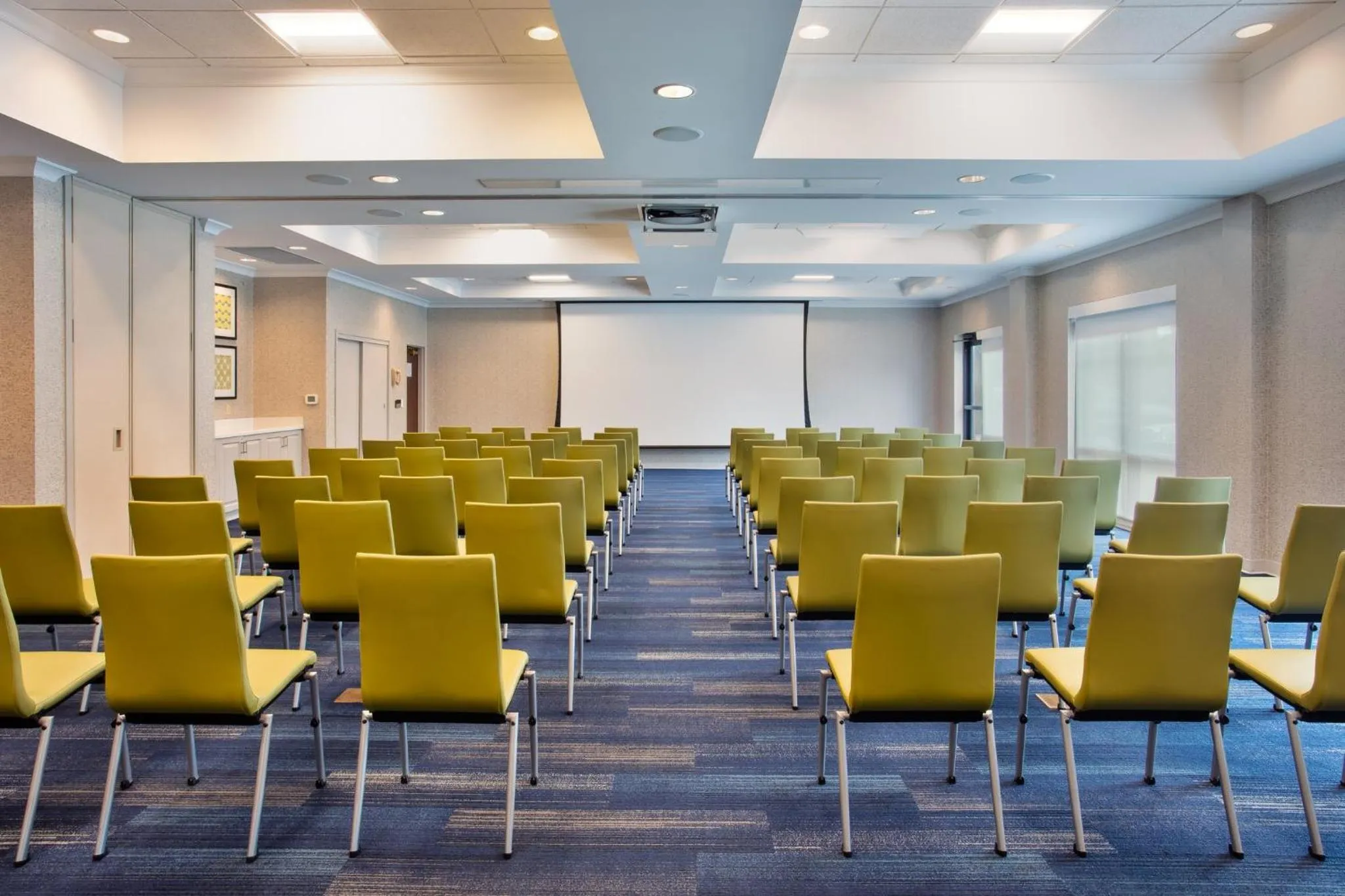Meeting/conference room in Holiday Inn Express Hotel & Suites Rochester Webster by IHG