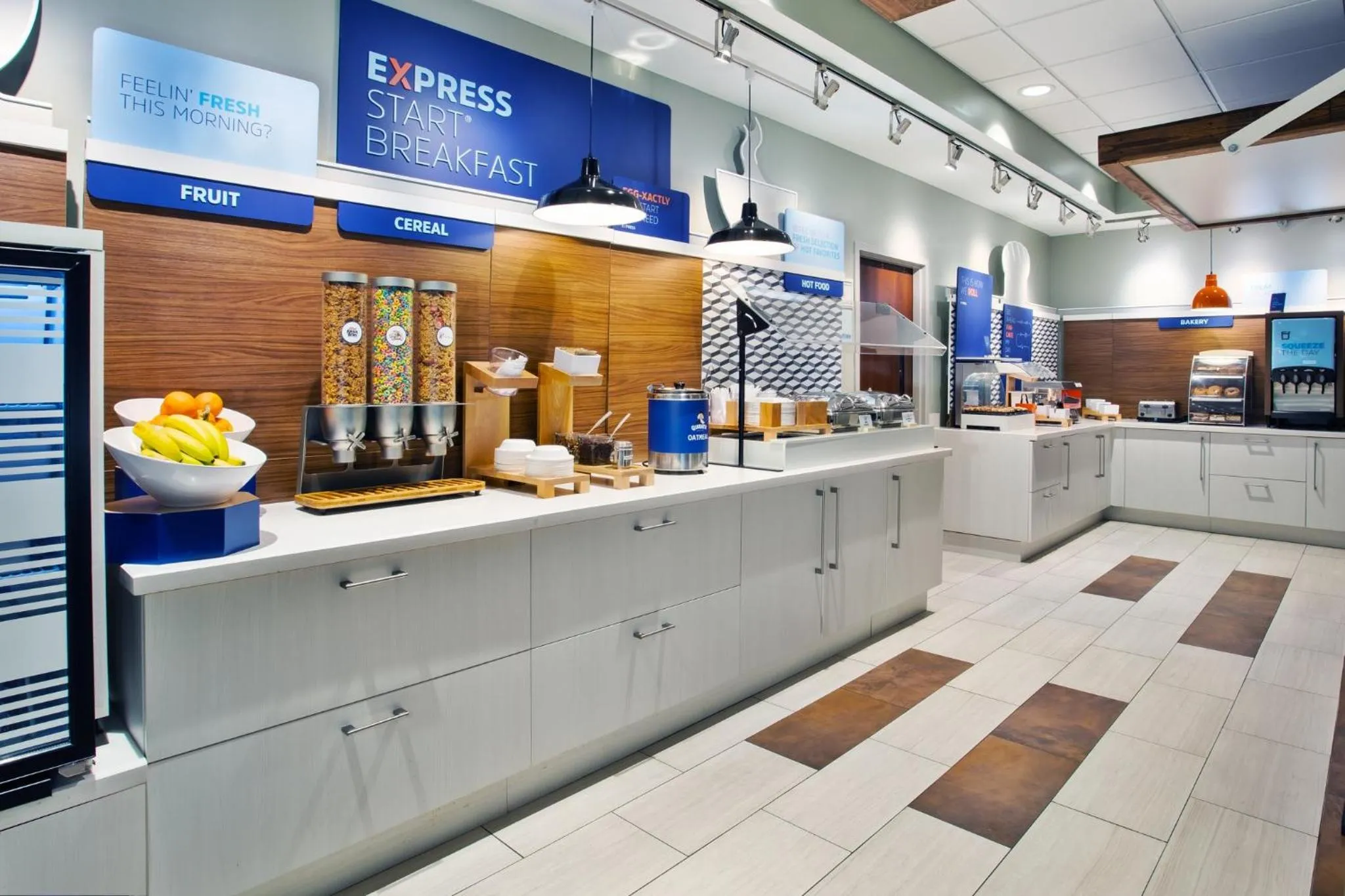 Breakfast in Holiday Inn Express Hotel & Suites Rochester Webster by IHG