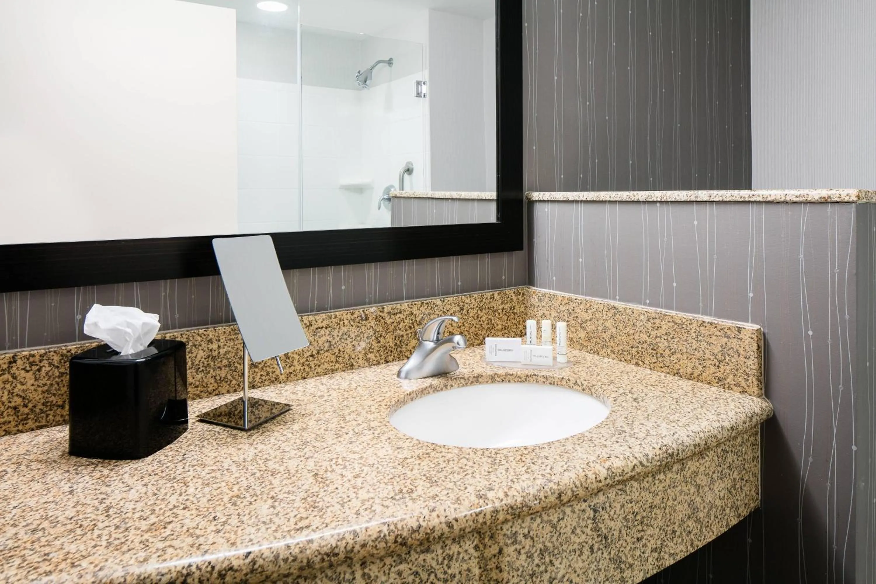 Bathroom in Courtyard by Marriott Omaha Aksarben Village