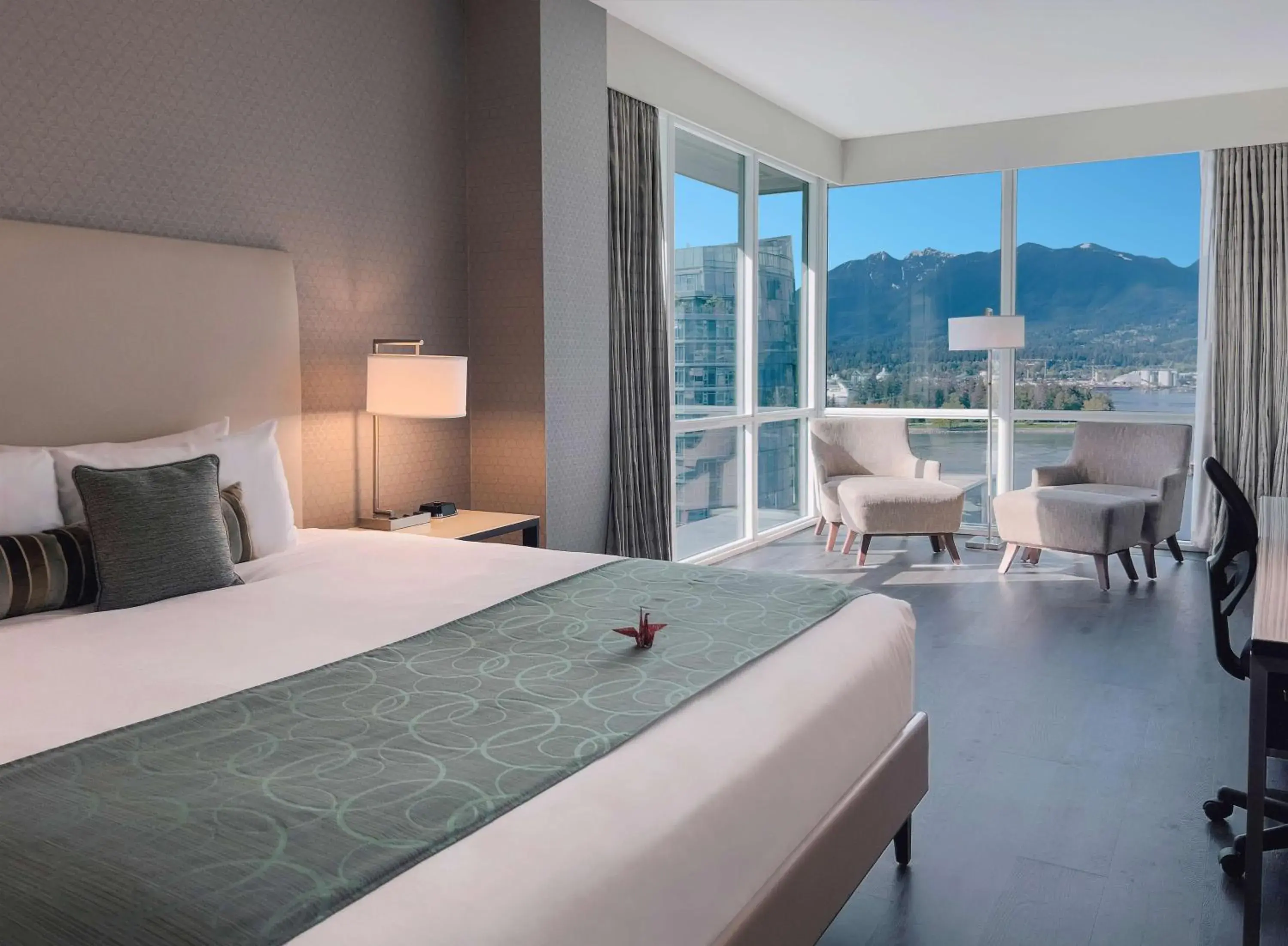 Bedroom, Bed in Coast Coal Harbour Vancouver Hotel by APA Bedroom, Bed in Coast Coal Harbour Vancouver Hotel by APA