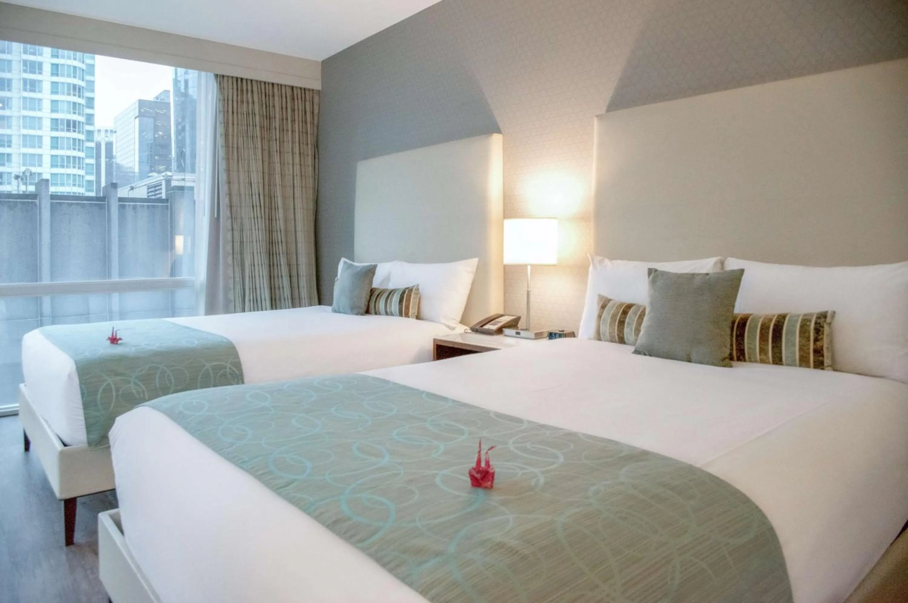 Bedroom, Bed in Coast Coal Harbour Vancouver Hotel by APA