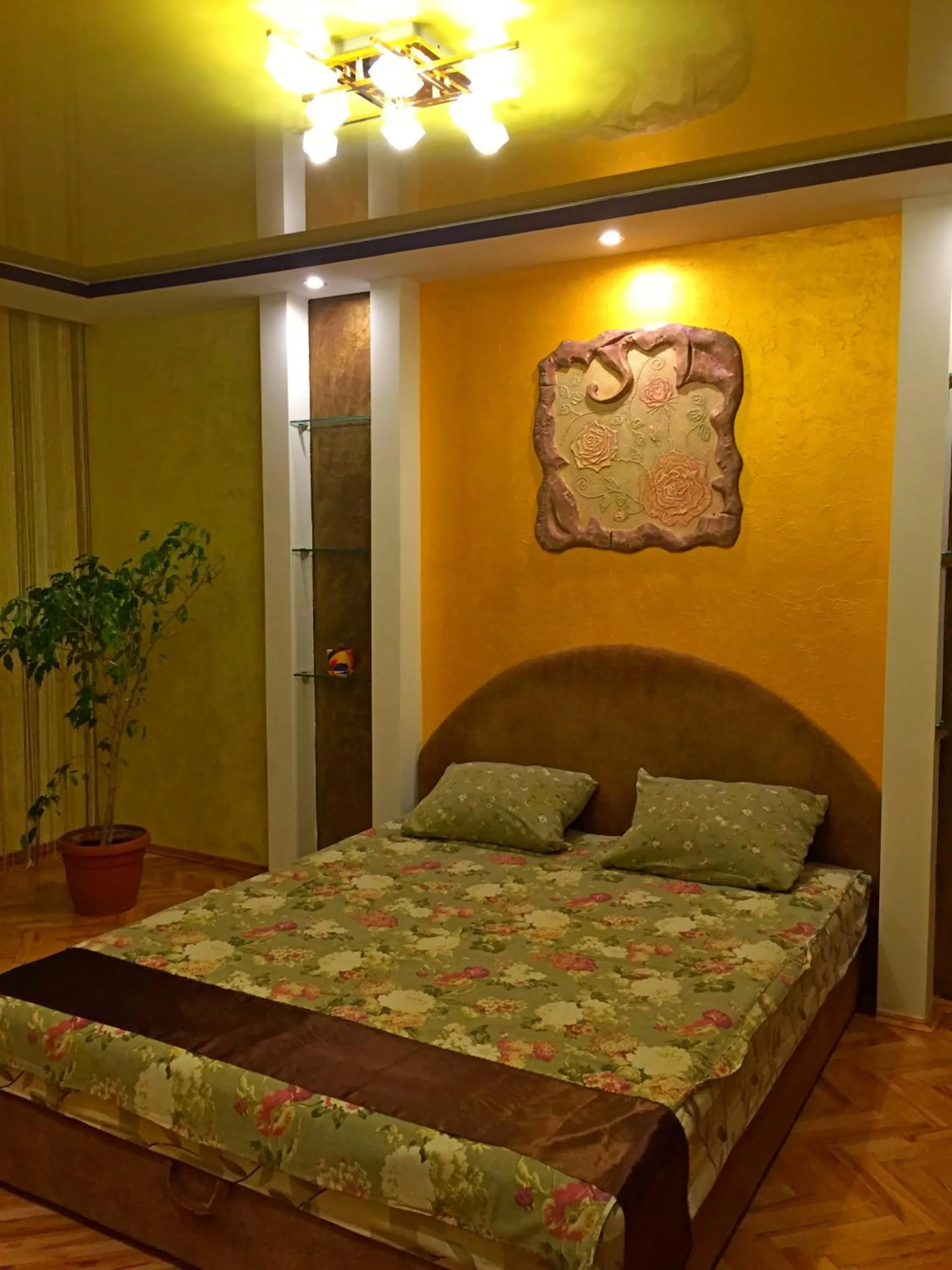 Apartment on Hrushevskoho 28