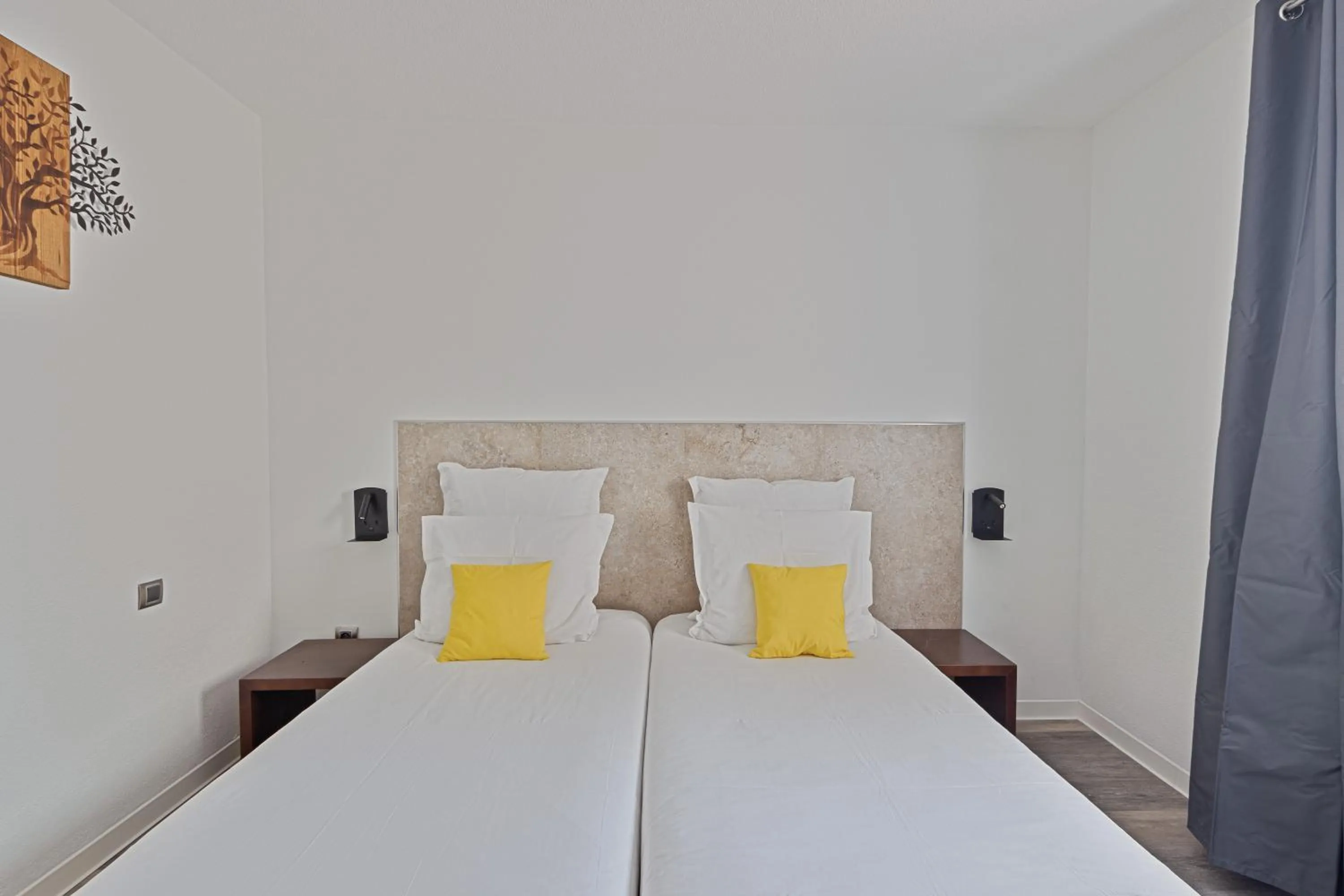 Bed in Hôtel Provence