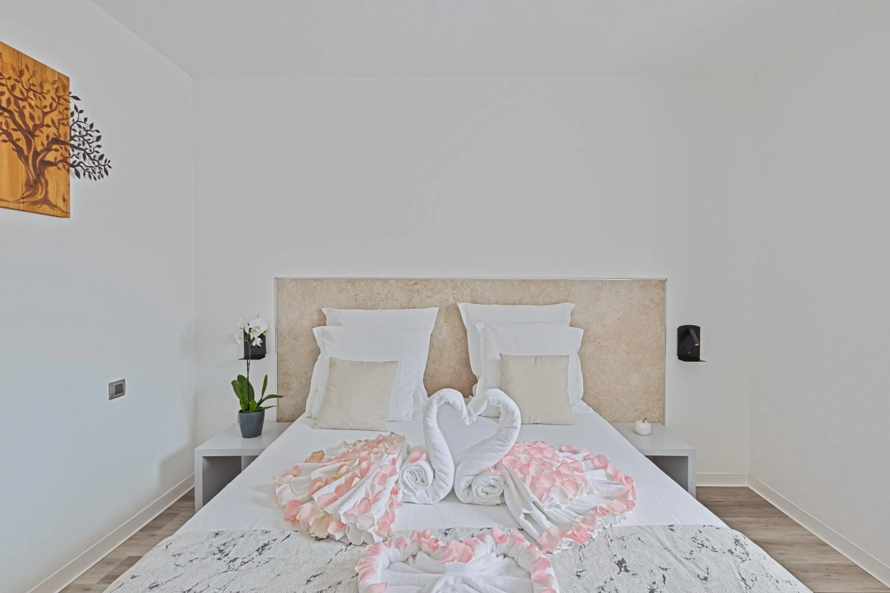 Bed in Hôtel Provence