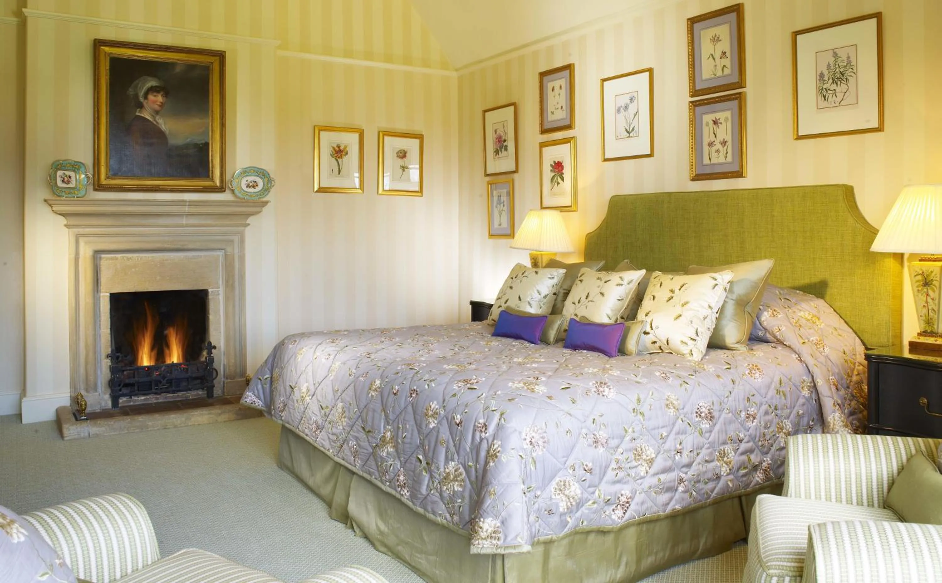 Bed in Buckland Manor - A Relais & Chateaux Hotel
