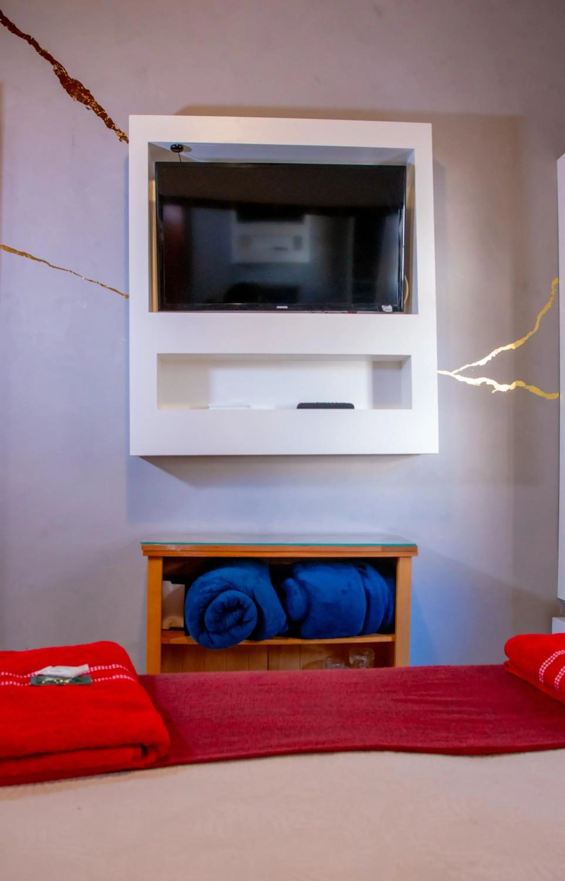 TV and multimedia in Pousada do Bispo