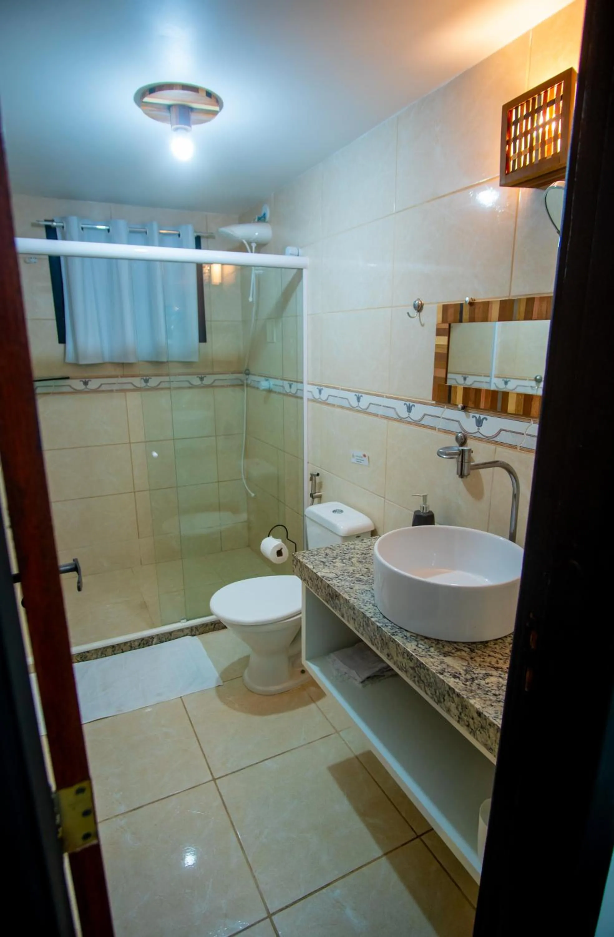 Shower in Pousada do Bispo