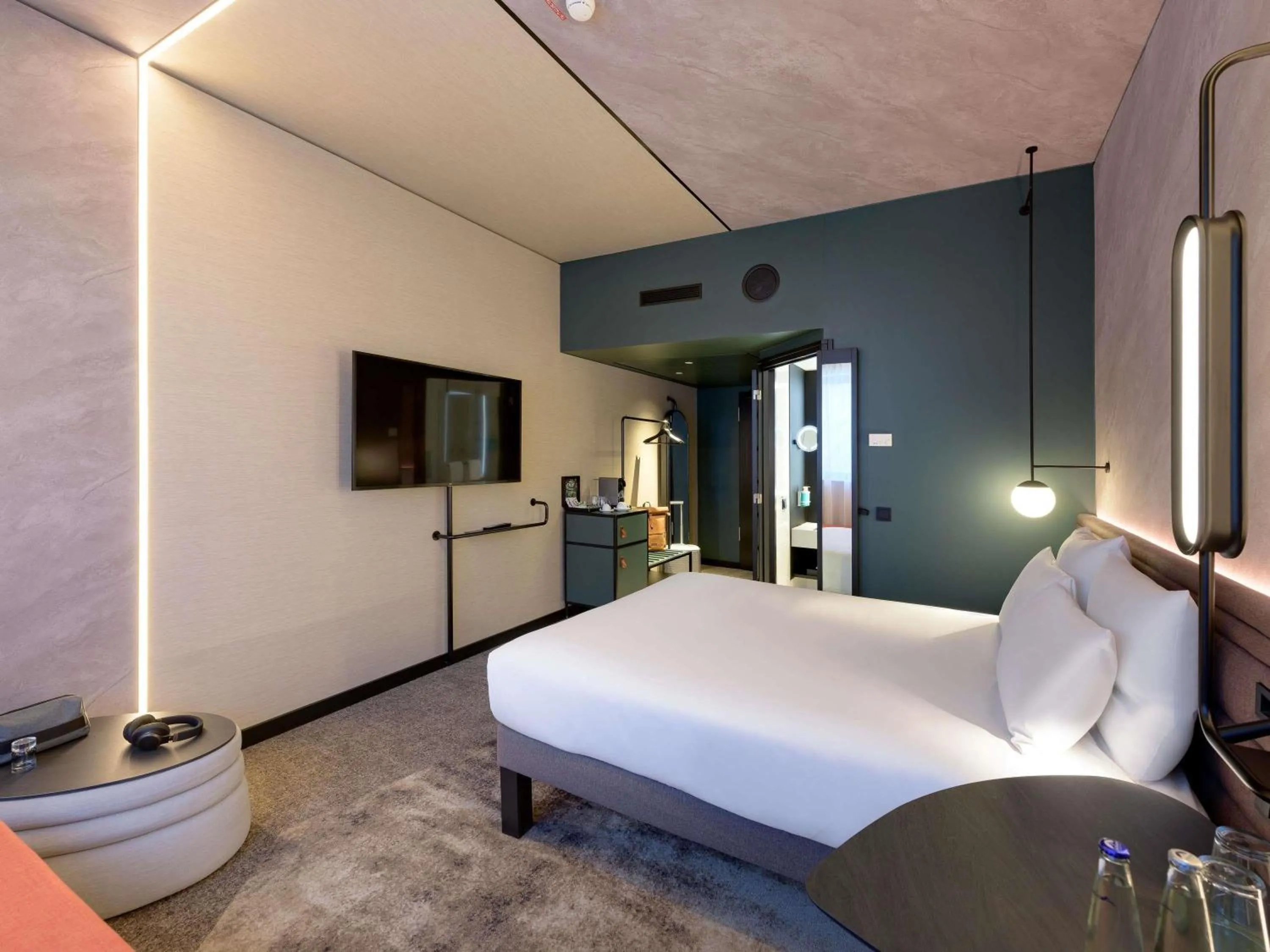 Bedroom, Bed in Novotel München Airport