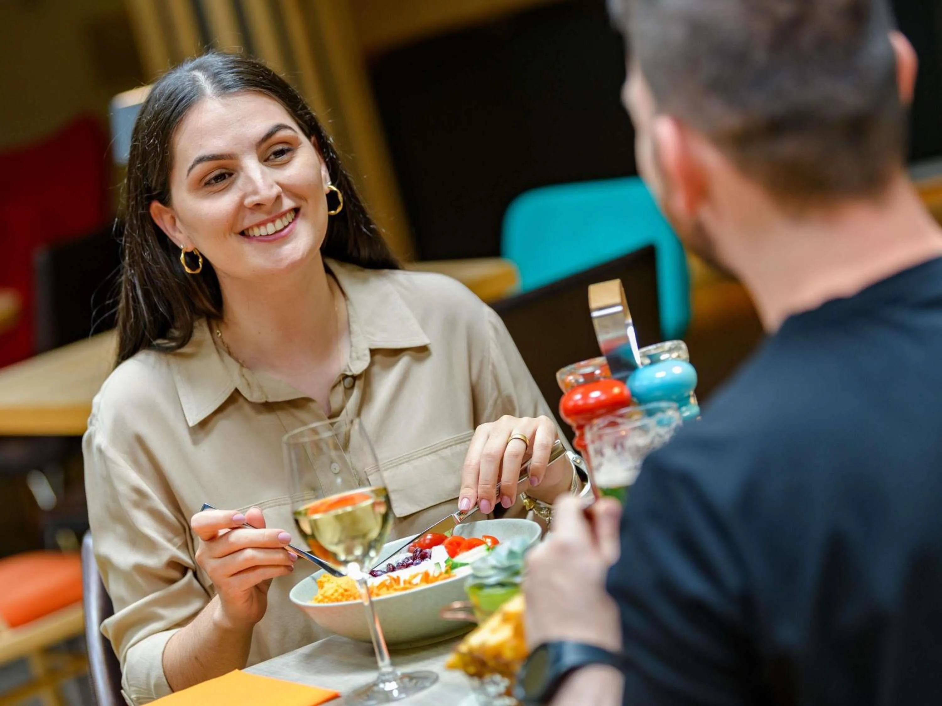 Lounge or bar in Novotel München Airport