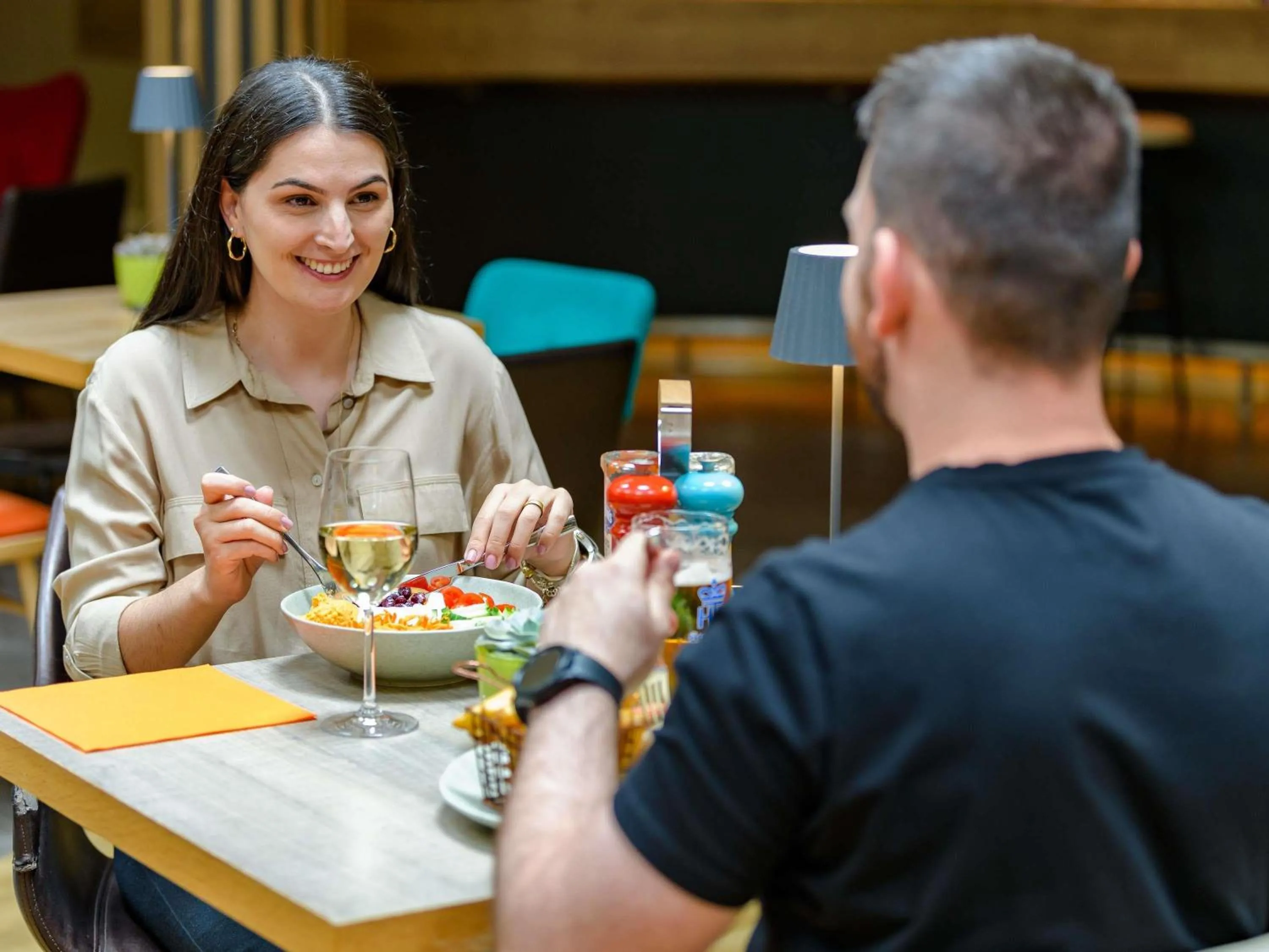Lounge or bar in Novotel München Airport