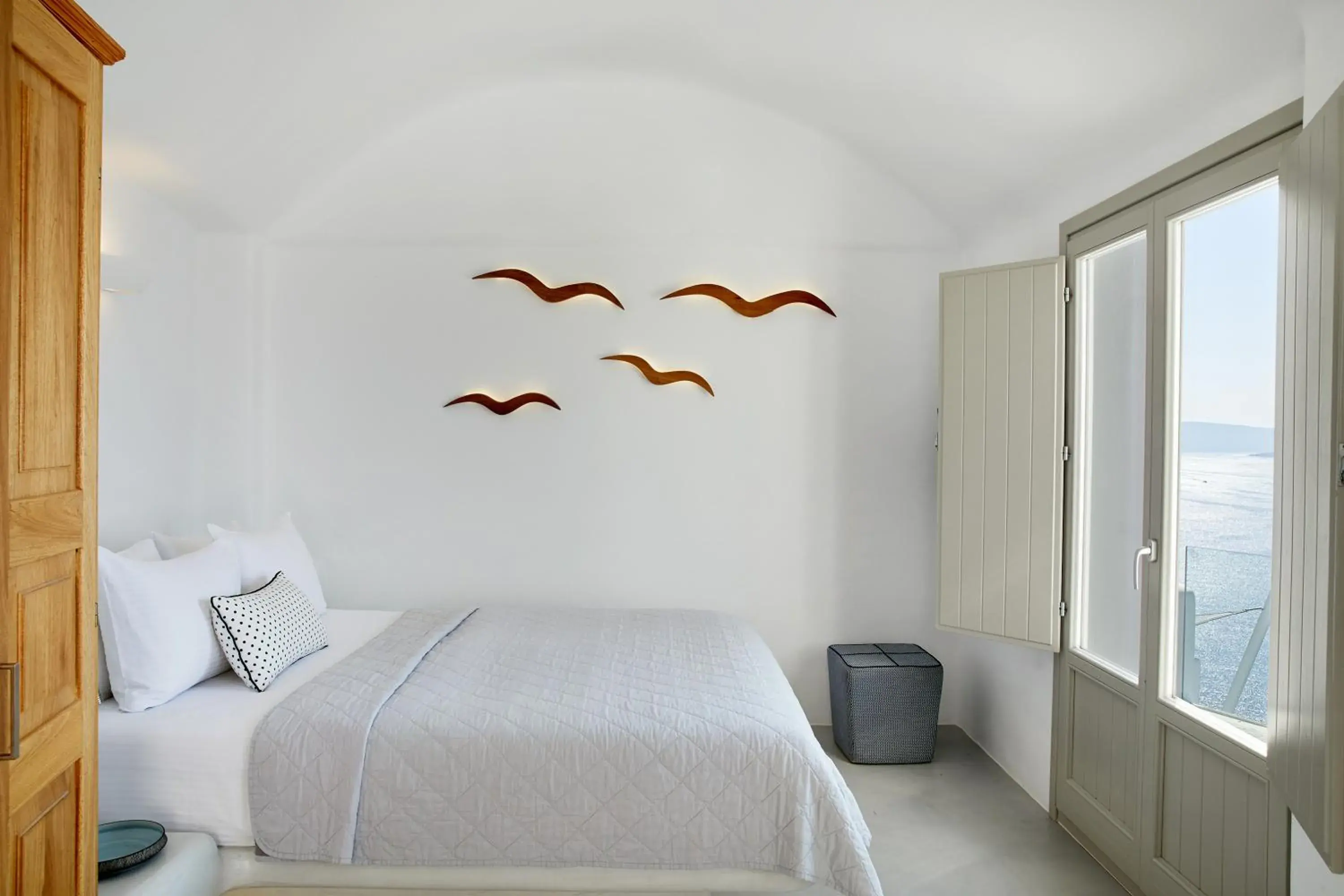 Bed in La Perla Villas and Suites - Adults Only Bed in La Perla Villas and Suites - Adults Only