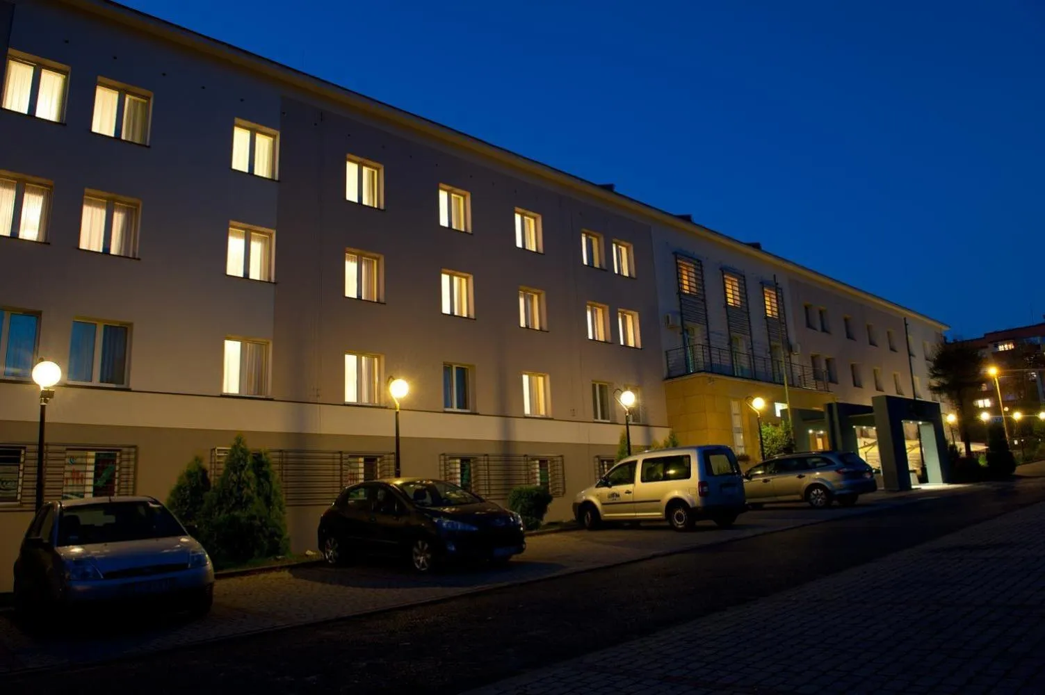 Property building in Brojan