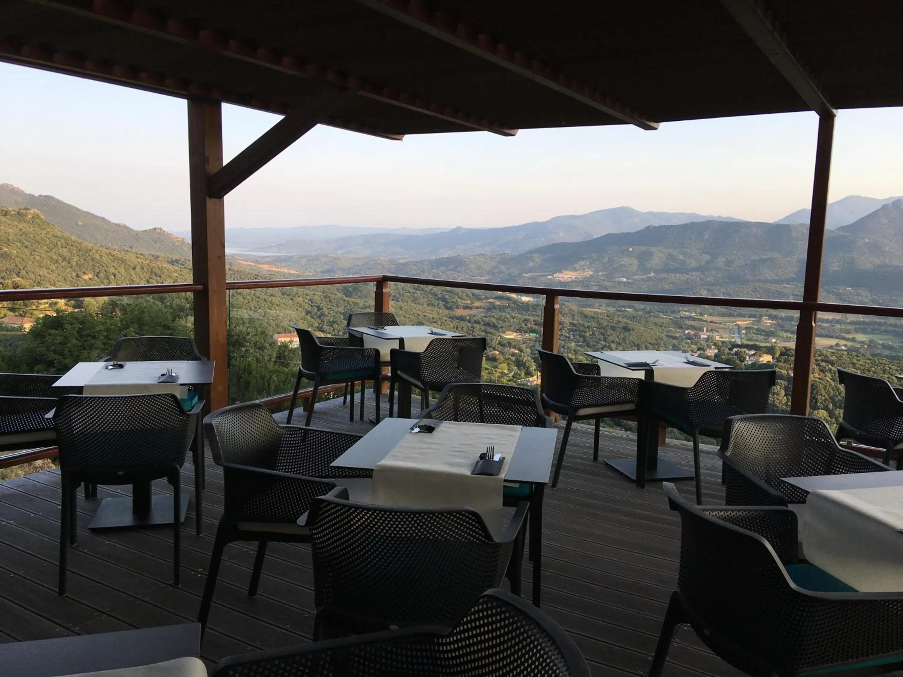 Patio in Best Western Plus San Damianu