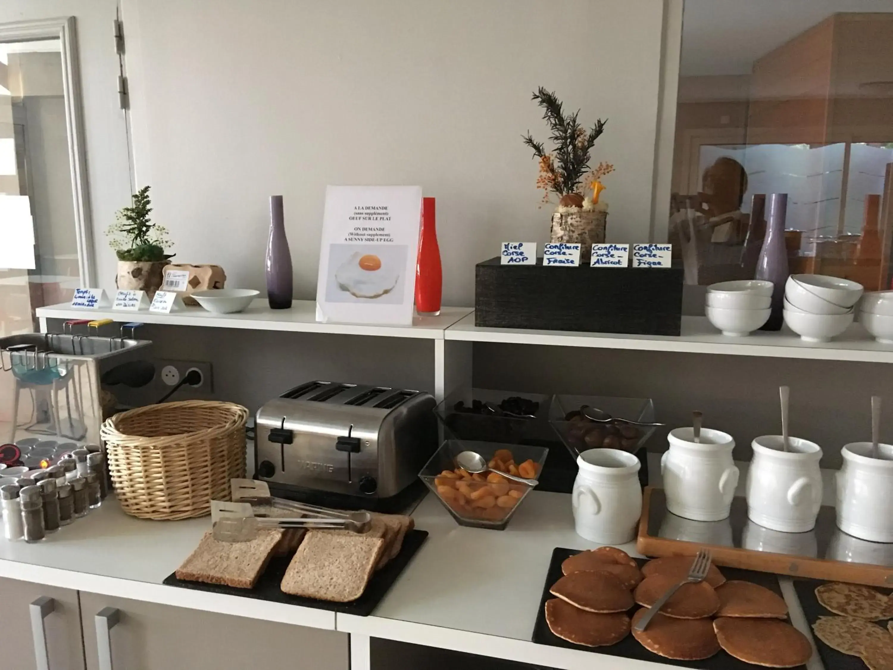 Buffet breakfast in Best Western Plus San Damianu Buffet breakfast in Best Western Plus San Damianu