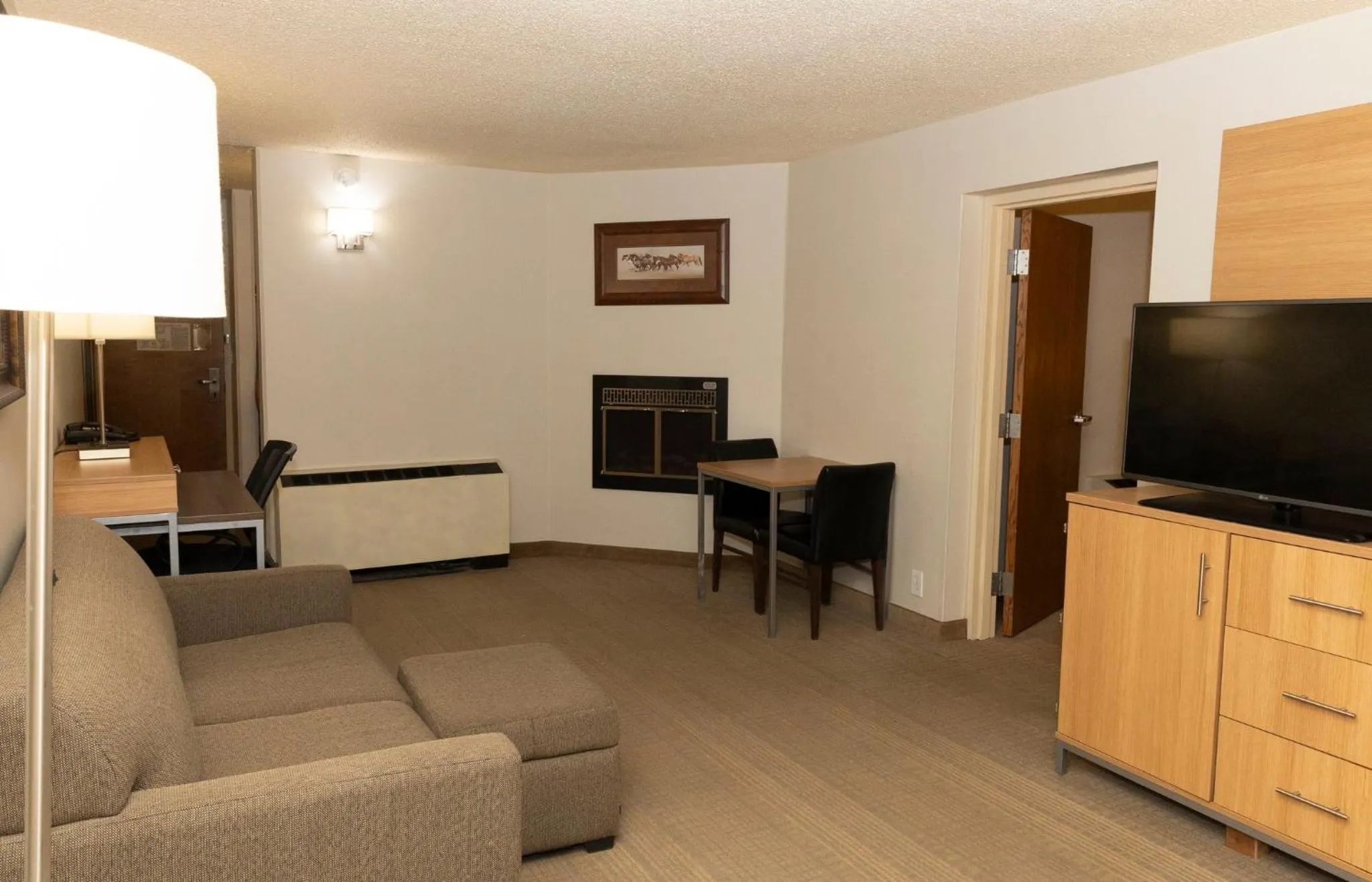 Photo of the whole room in Holiday Inn Spearfish-Convention Center by IHG