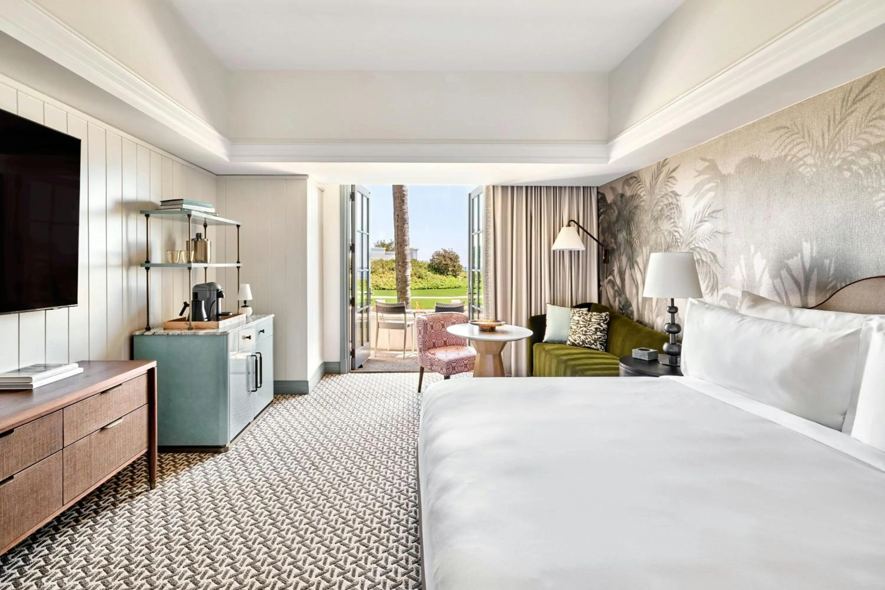 Photo of the whole room, Bed in The Ritz-Carlton, Laguna Niguel