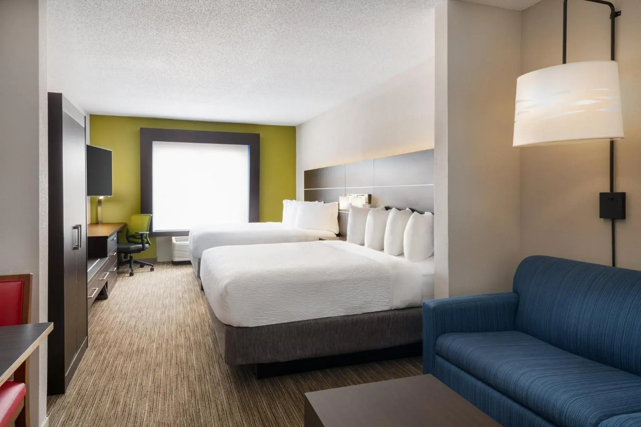 Queen Suite with Two Queen Beds and Sofa Bed in Holiday Inn Express & Suites Spring Hill by IHG Queen Suite with Two Queen Beds and Sofa Bed in Holiday Inn Express & Suites Spring Hill by IHG