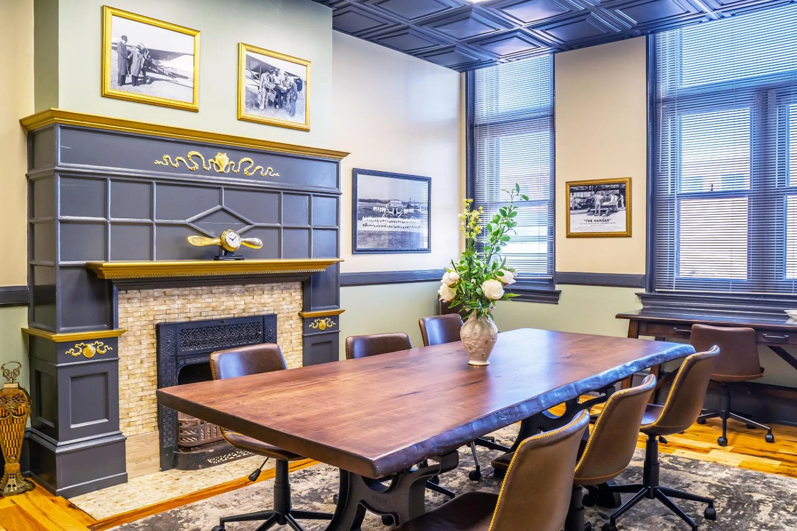 Meeting/conference room in City Hall Grand Hotel