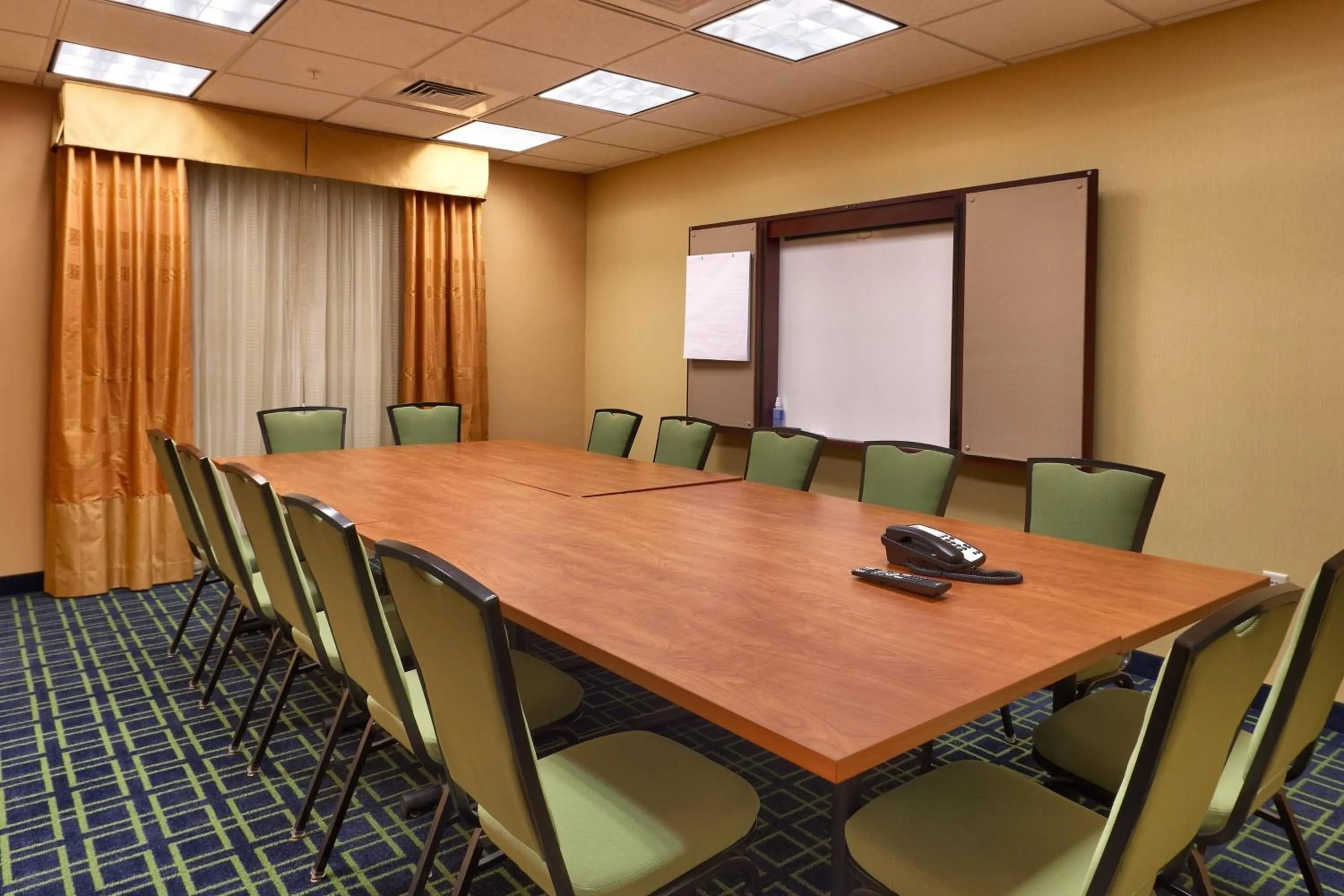Meeting/conference room in Fairfield Inn and Suites by Marriott Laramie
