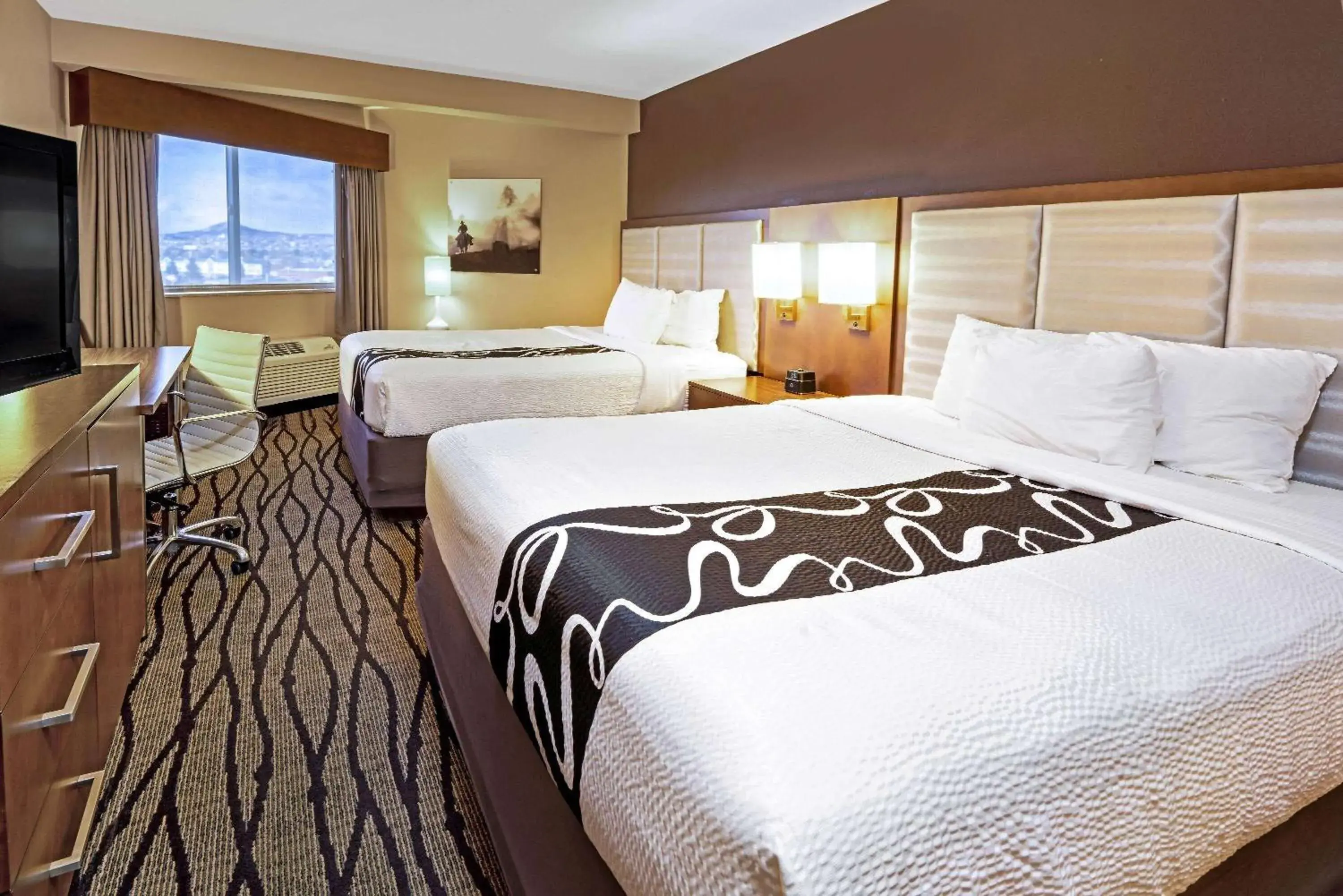 Photo of the whole room, Bed in La Quinta by Wyndham Butte Photo of the whole room, Bed in La Quinta by Wyndham Butte