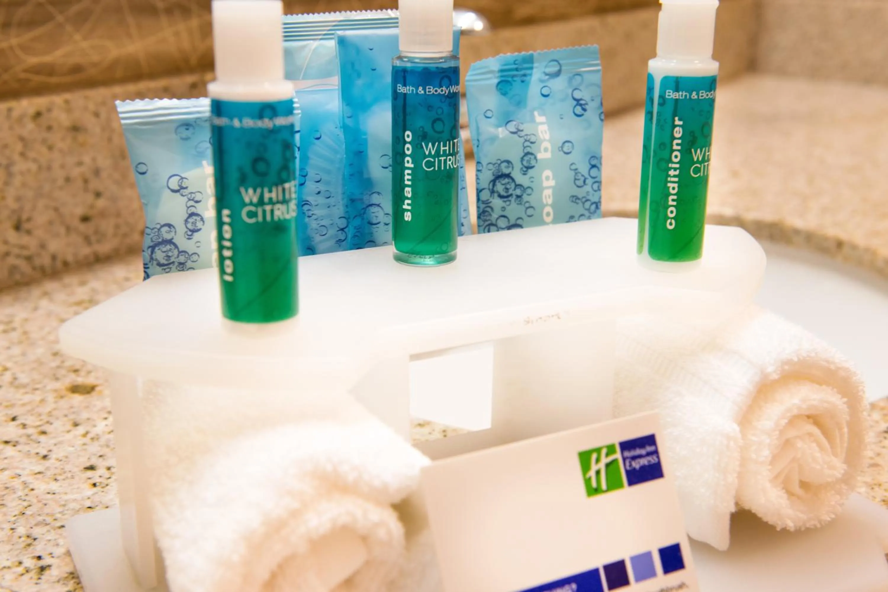 Bedroom in Holiday Inn Express & Suites Bucyrus by IHG