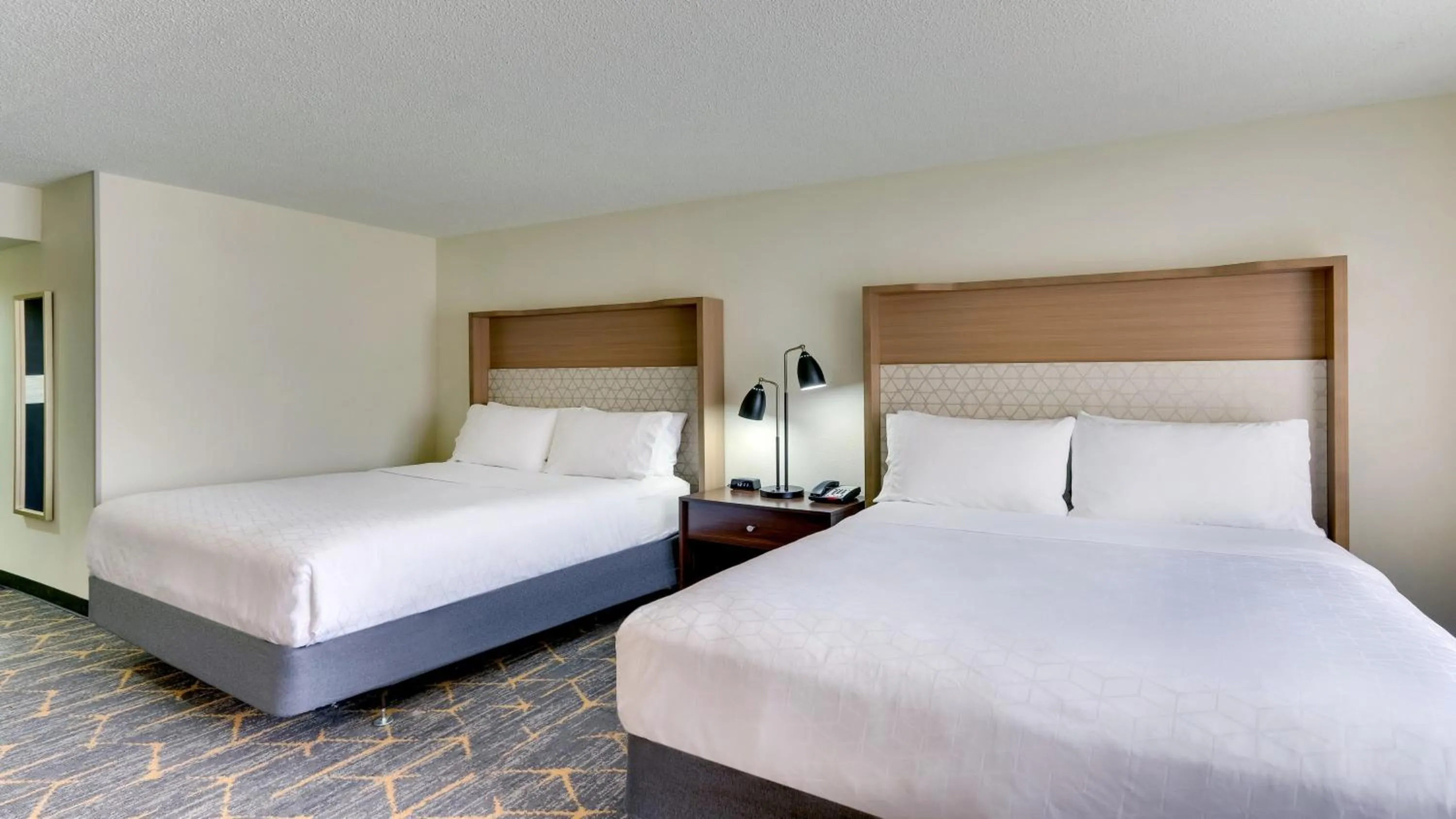 Photo of the whole room, Bed in Holiday Inn Staunton Conference Center by IHG
