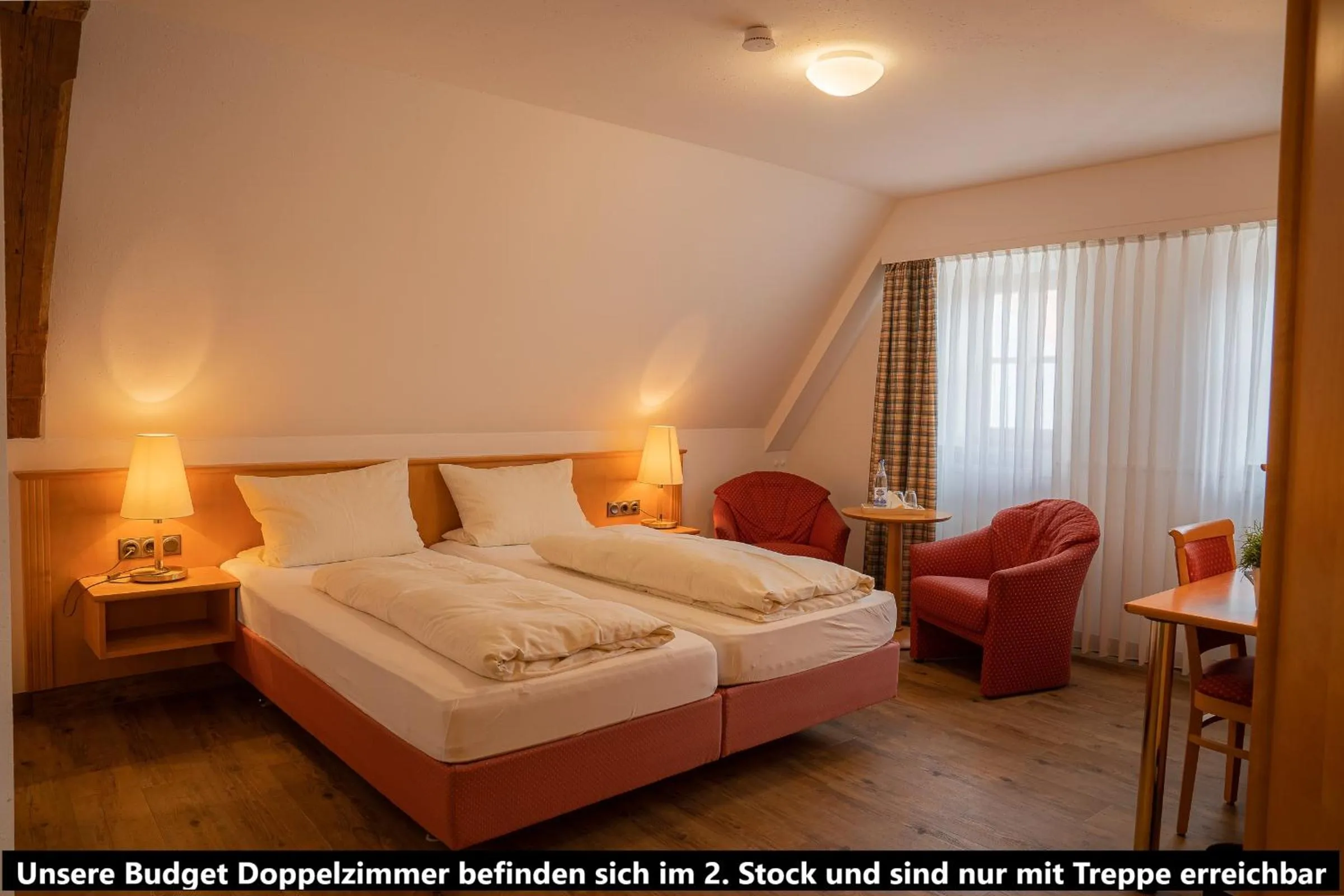 Bed in Zum Dallmayr Hotel Garni
