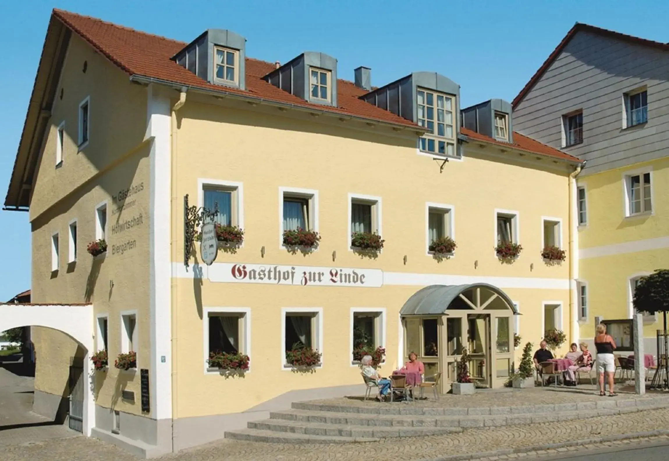 Hotel-Gasthof Zur Linde Hotel-Gasthof Zur Linde