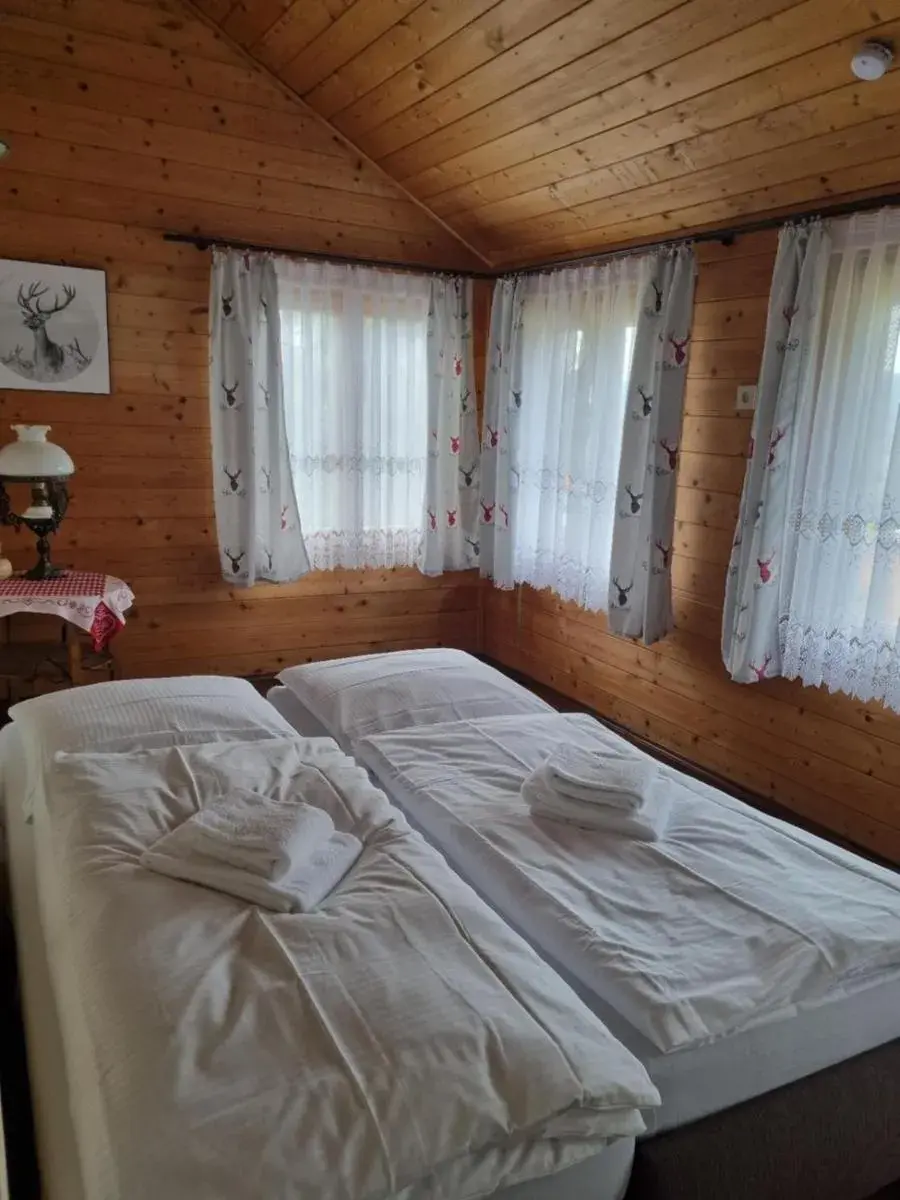 One-Bedroom Apartment with Balcony (4 PAX) in Hotel Pension Anke One-Bedroom Apartment with Balcony (4 PAX) in Hotel Pension Anke