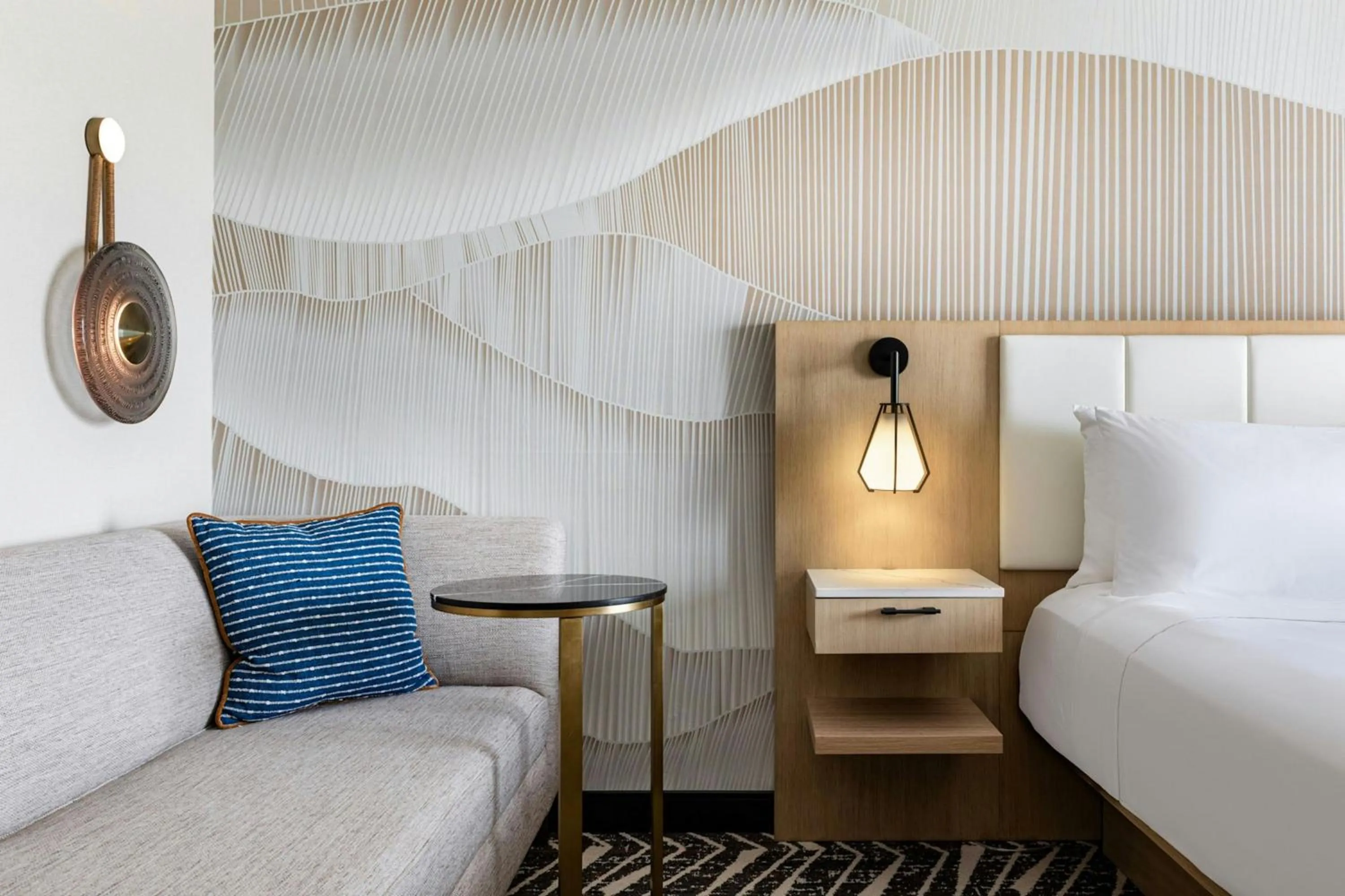 Photo of the whole room, Bed in Marriott Dallas Fort Worth Westlake