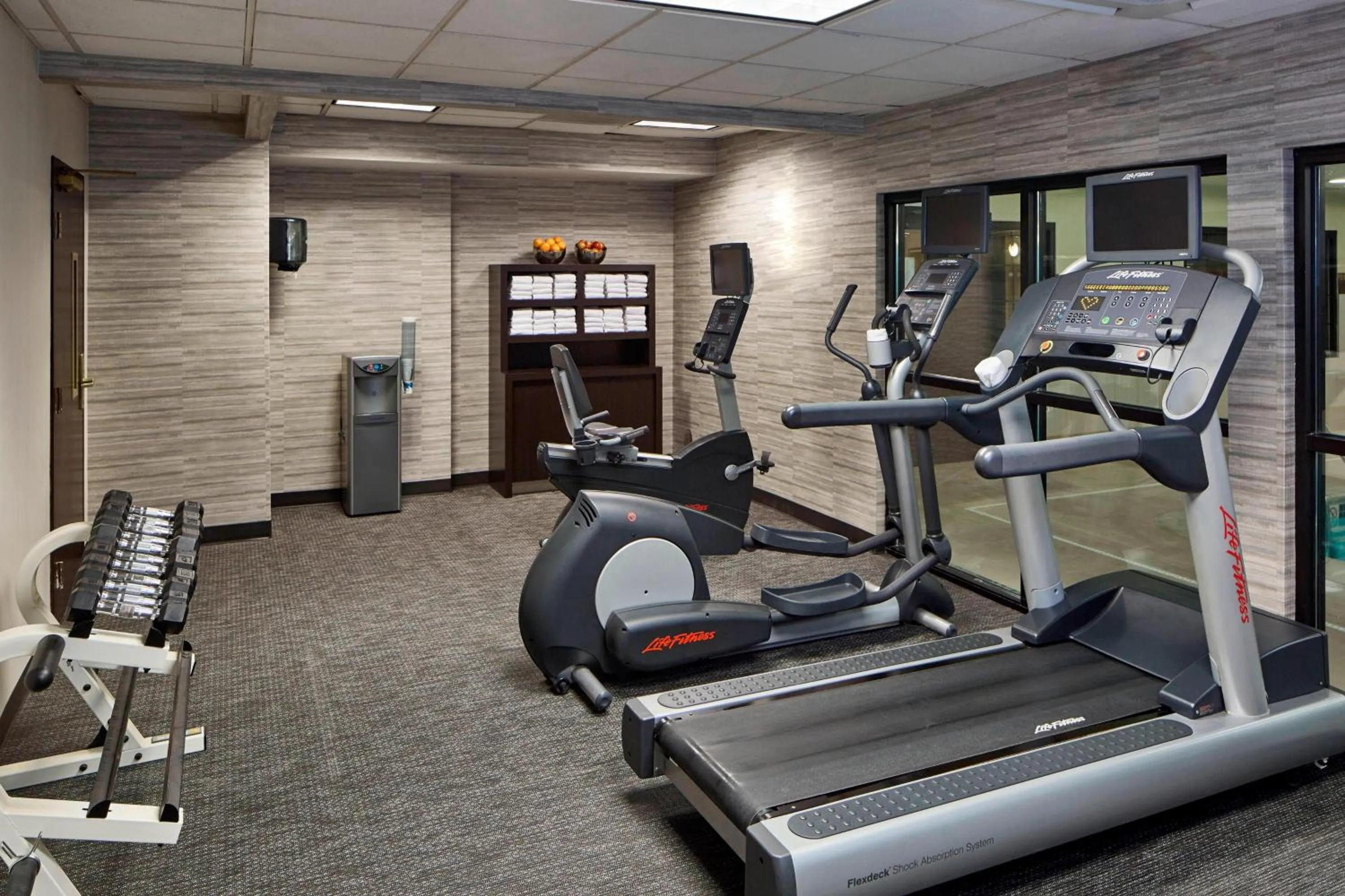 Fitness centre/facilities in Courtyard by Marriott Portland Southeast/Clackamas