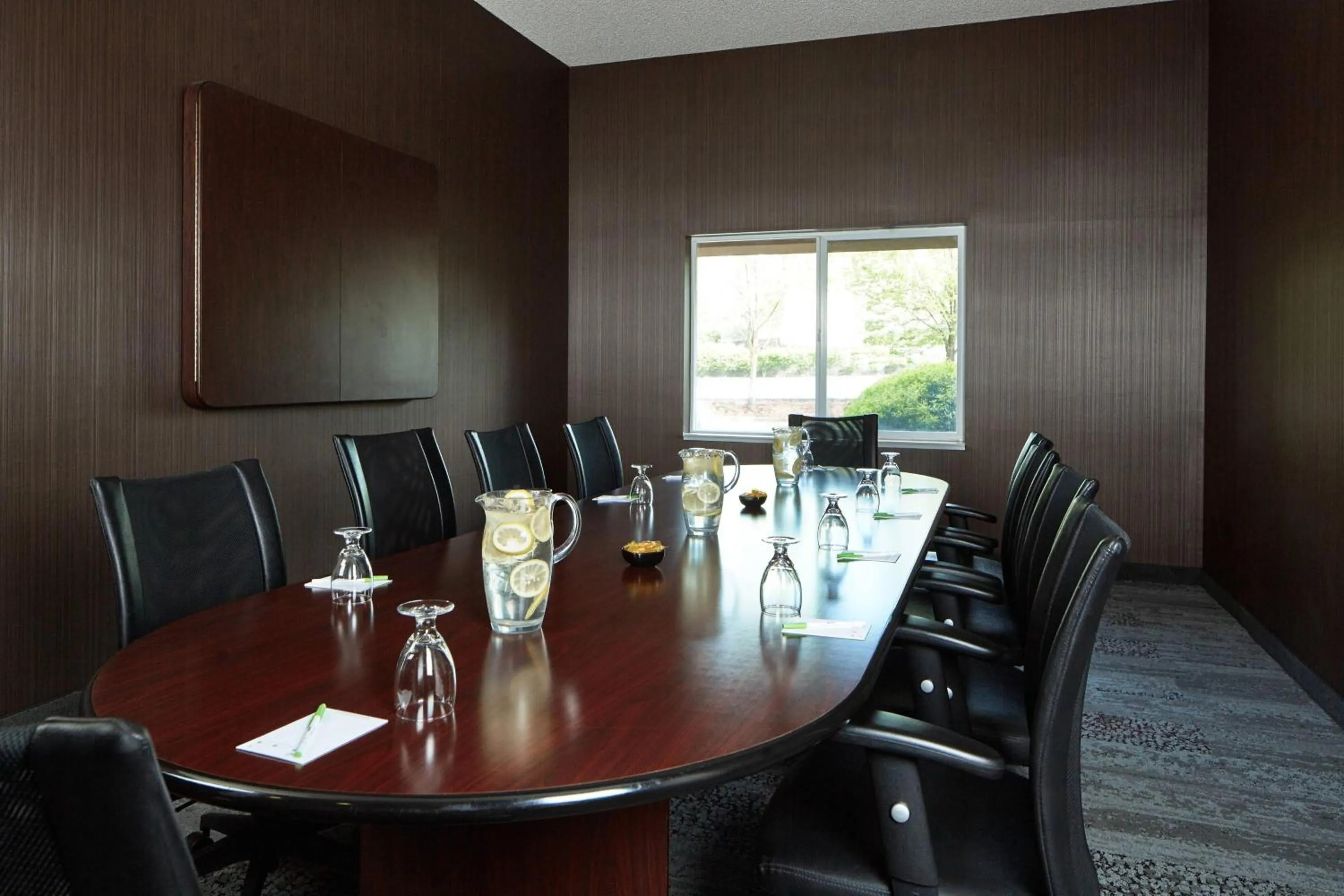 Meeting/conference room in Courtyard by Marriott Portland Southeast/Clackamas