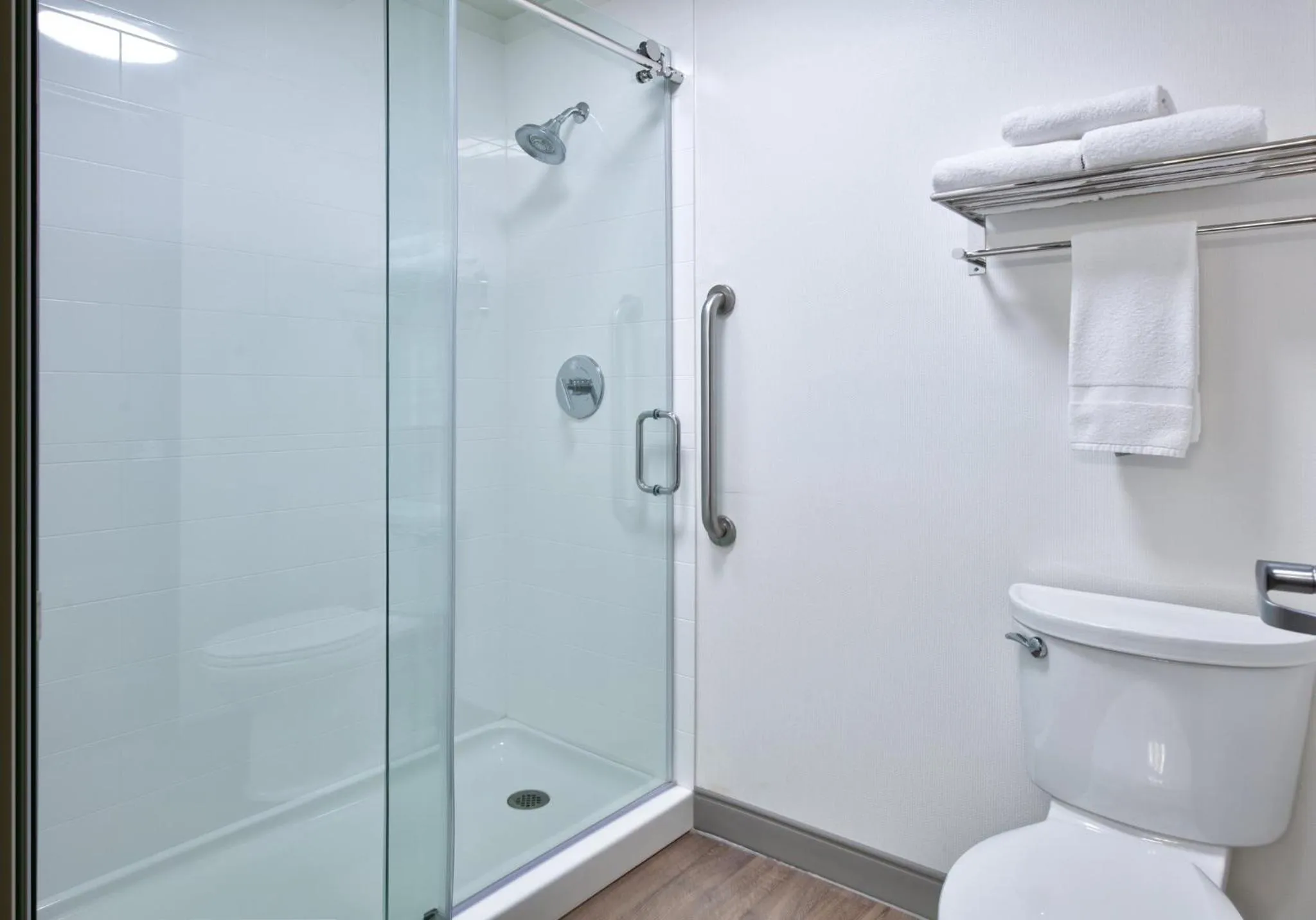 Photo of the whole room in Holiday Inn Express Spokane-Valley by IHG