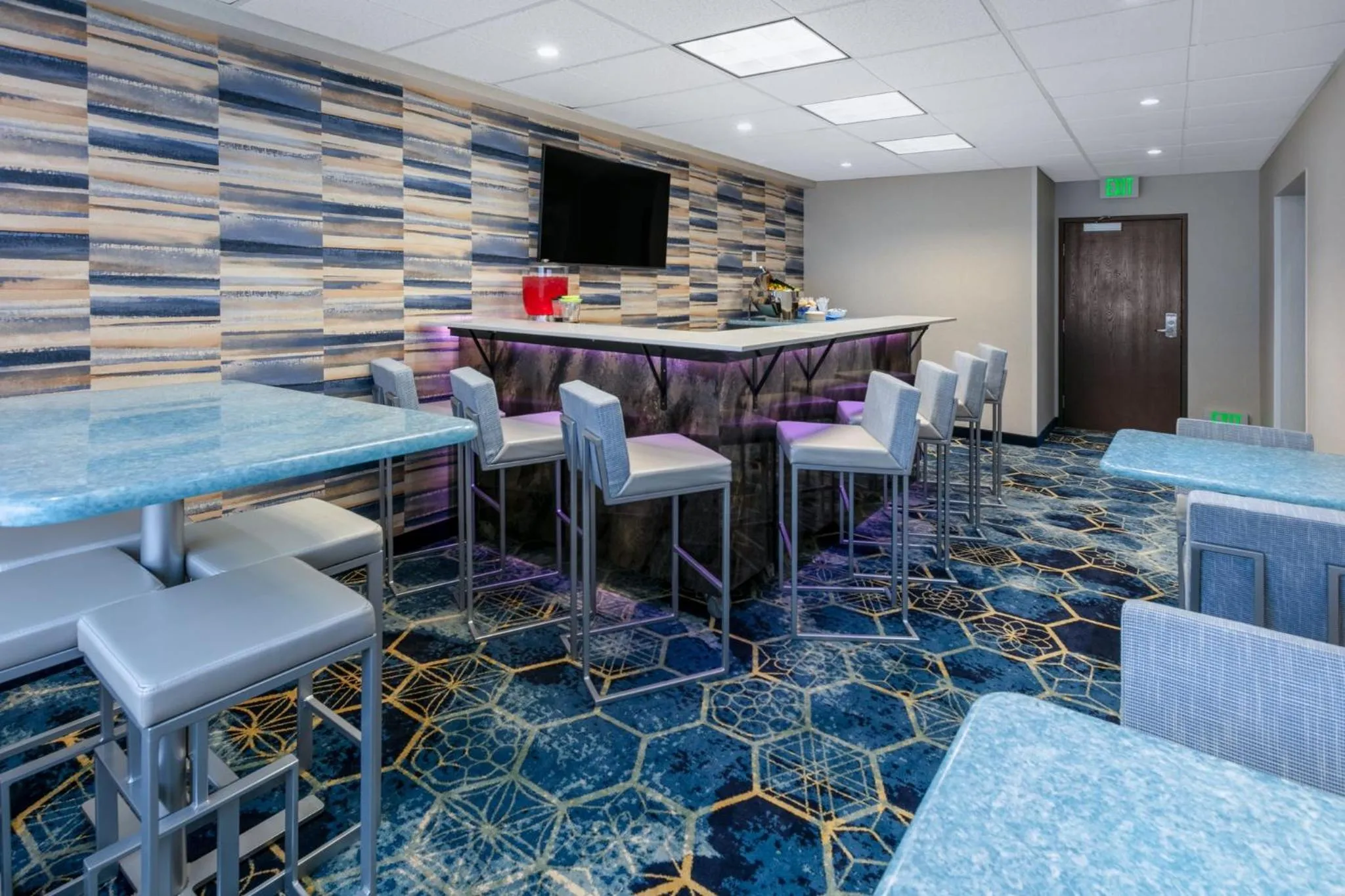 Restaurant/places to eat in Holiday Inn Express Spokane-Valley by IHG