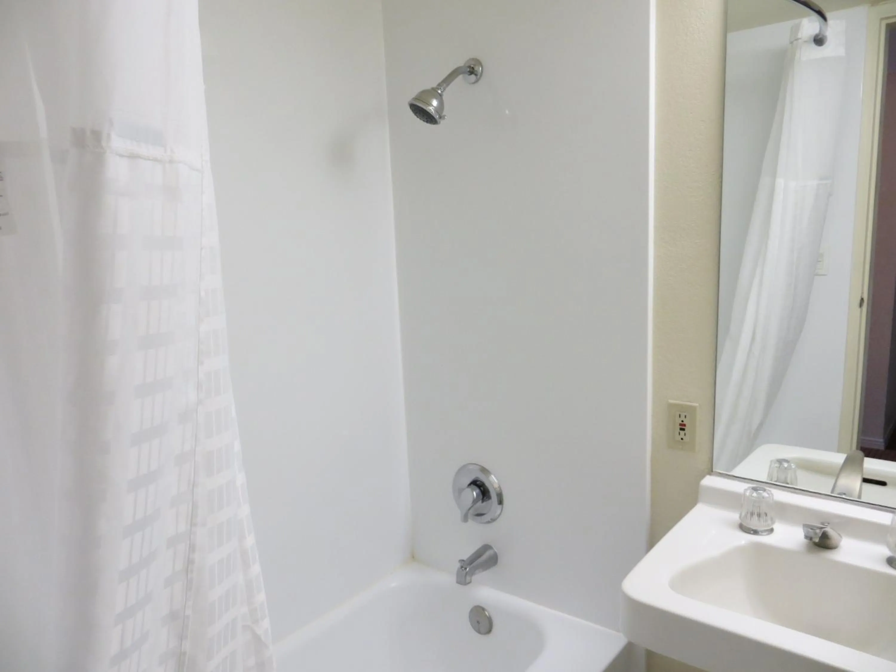 Shower in Days Inn by Wyndham Palm Springs