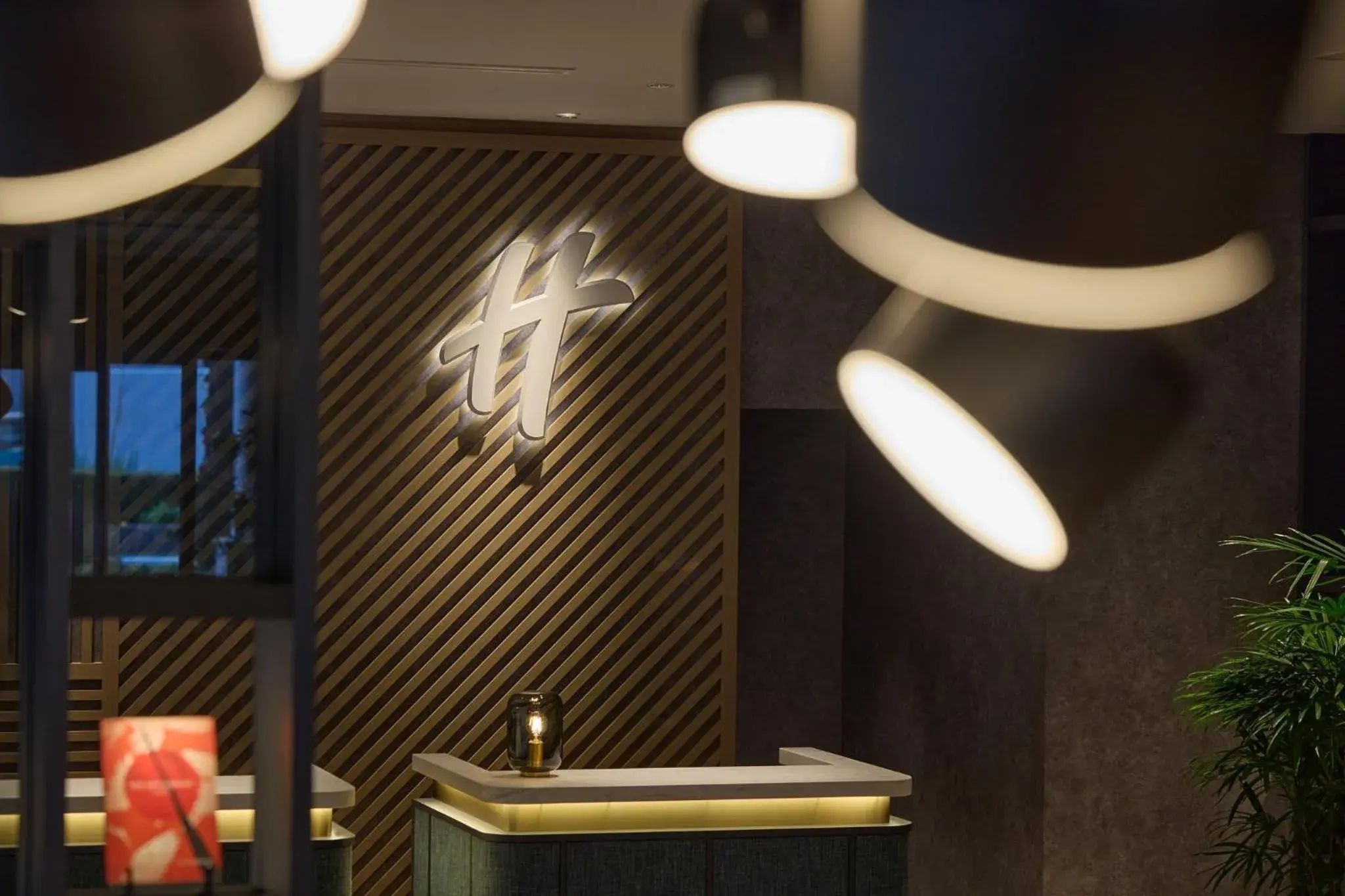 Property building in Holiday Inn Kyoto Gojo Property building in Holiday Inn Kyoto Gojo