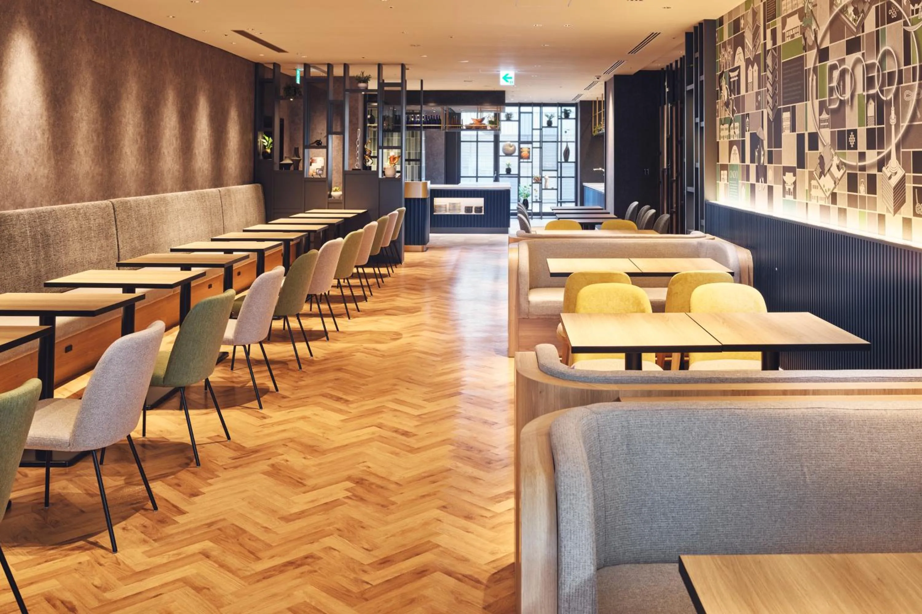 Restaurant/places to eat in Holiday Inn Kyoto Gojo