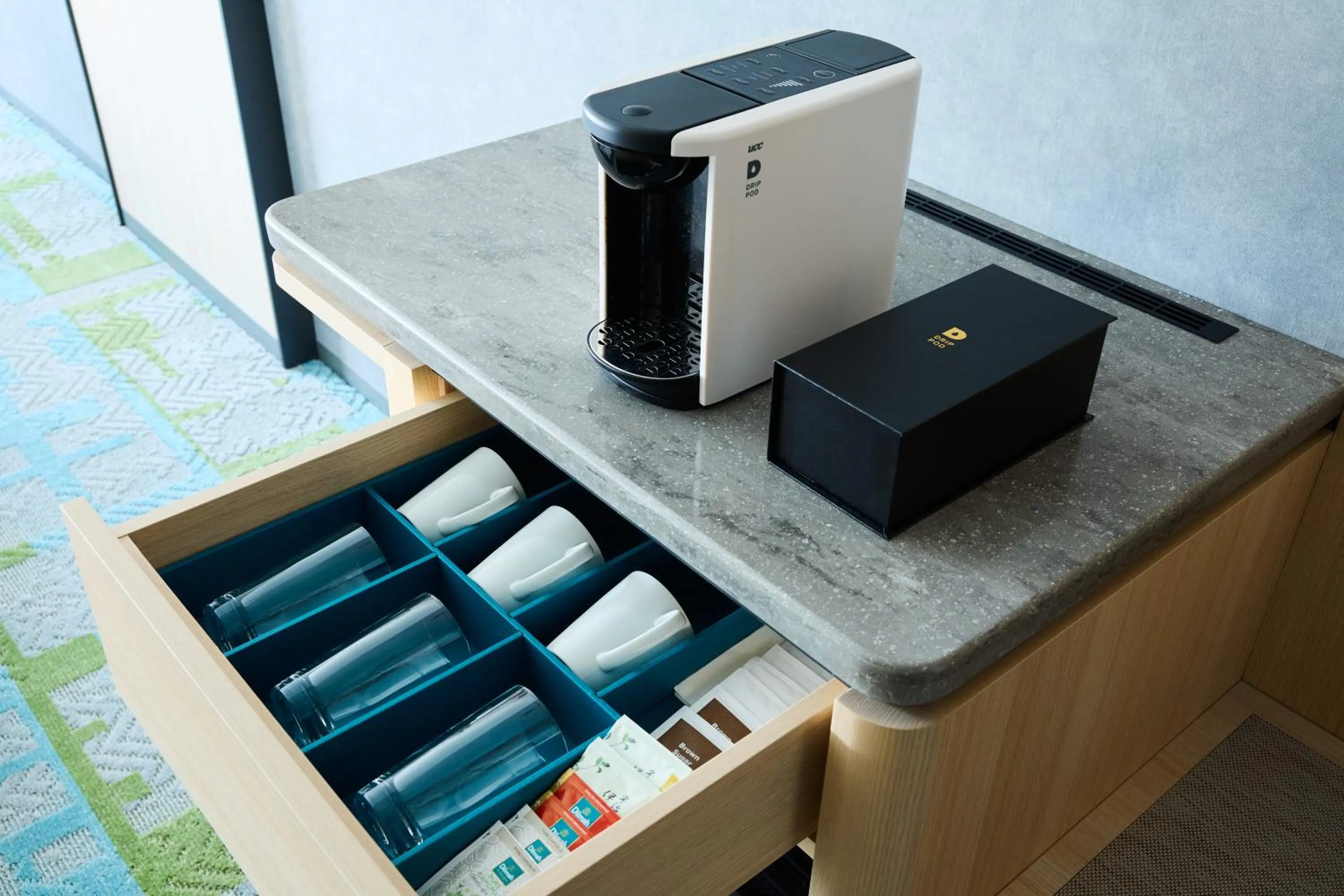 Coffee/tea facilities in Holiday Inn Kyoto Gojo