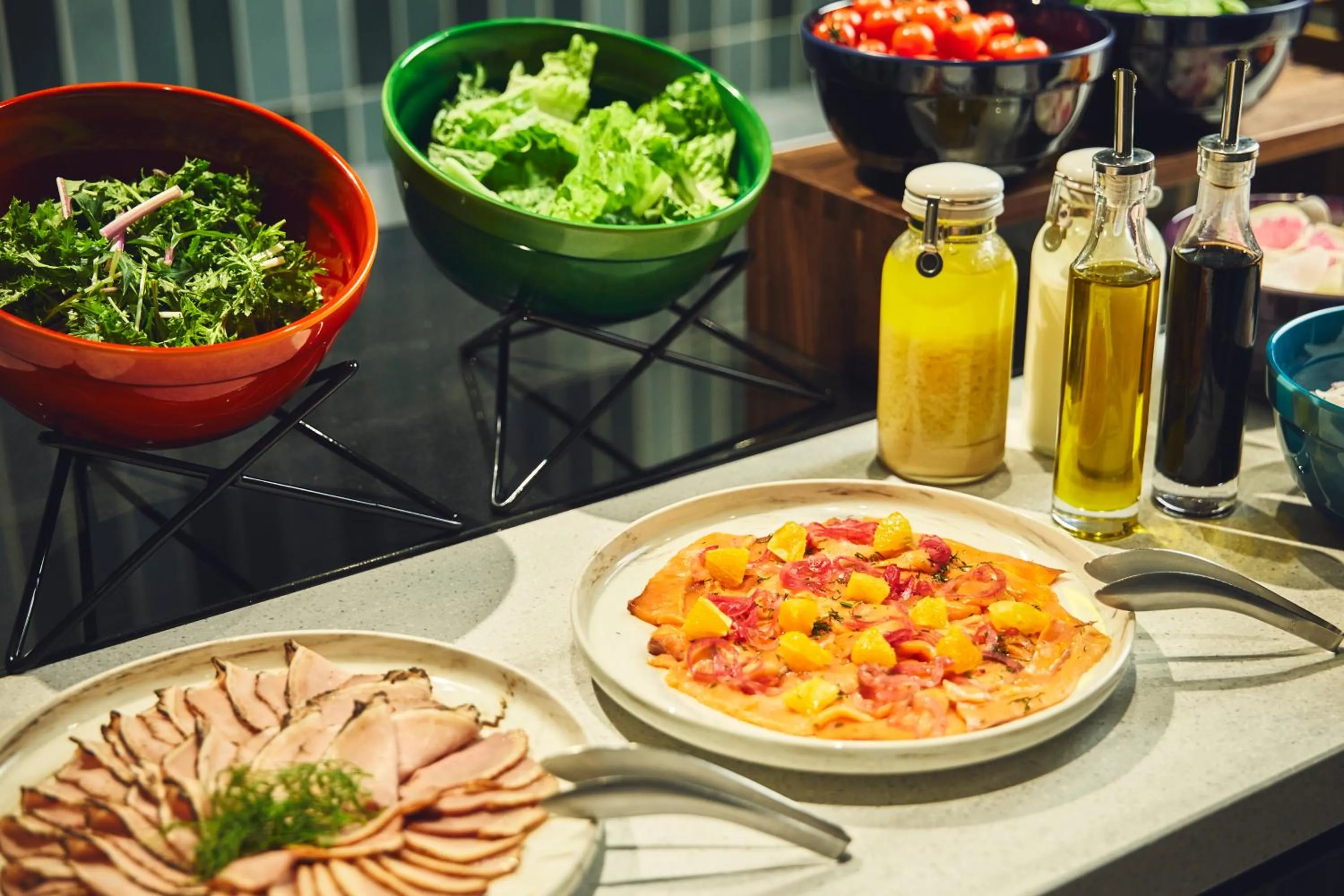 Restaurant/places to eat in Holiday Inn Kyoto Gojo