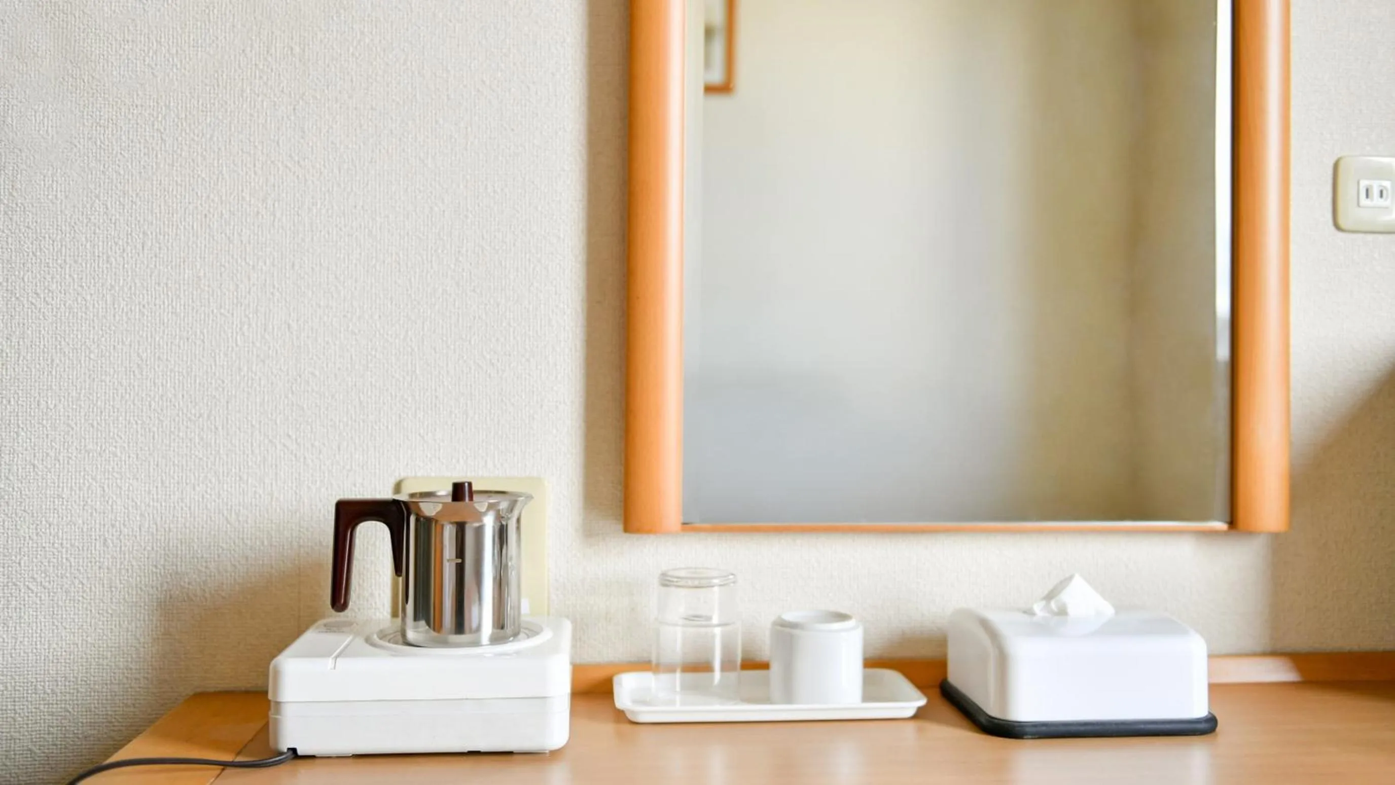 Coffee/tea facilities in Okazaki Daiichi Hotel East Wing
