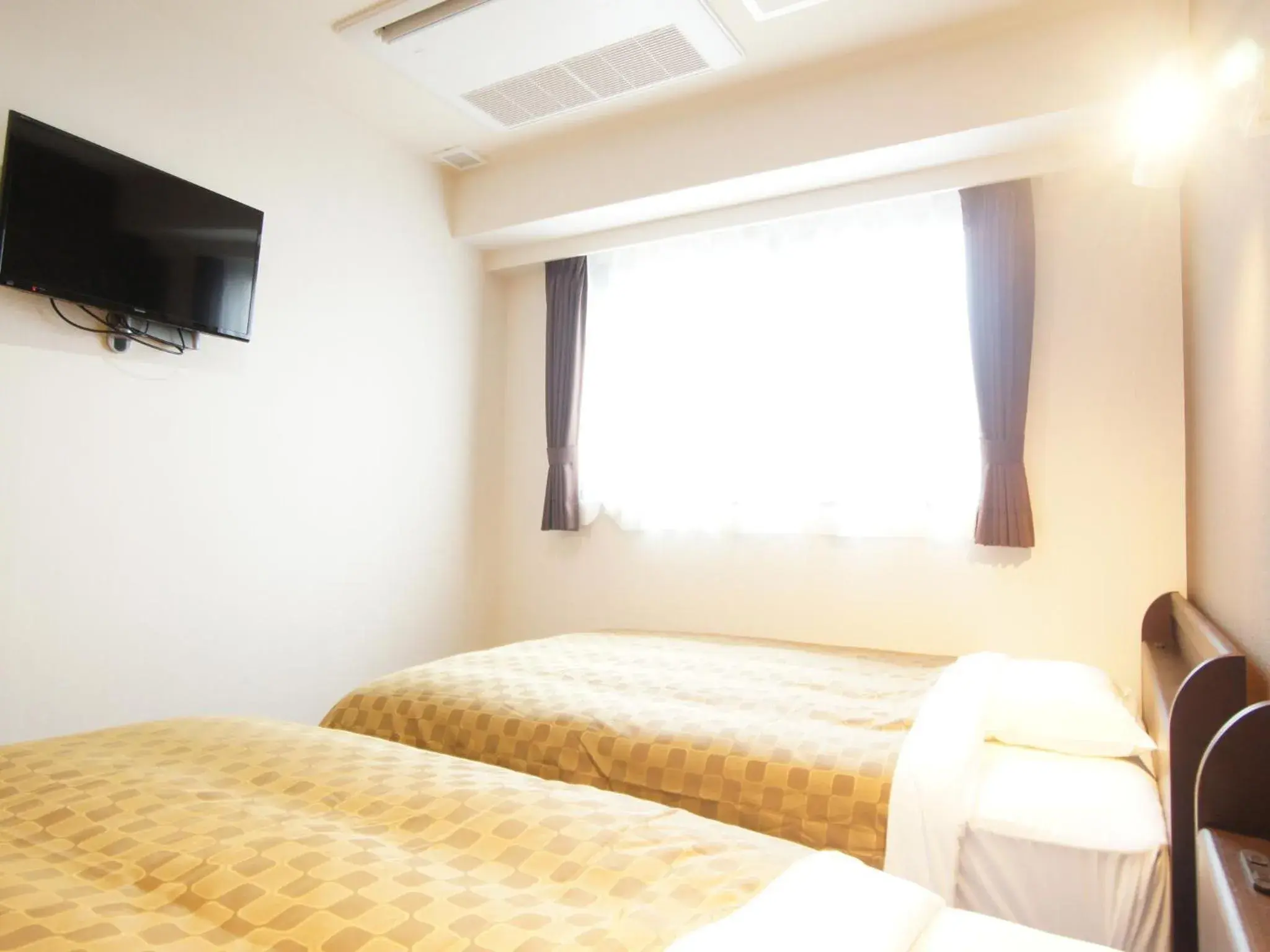 Photo of the whole room, Bed in Hotel Trend Asakusa Photo of the whole room, Bed in Hotel Trend Asakusa