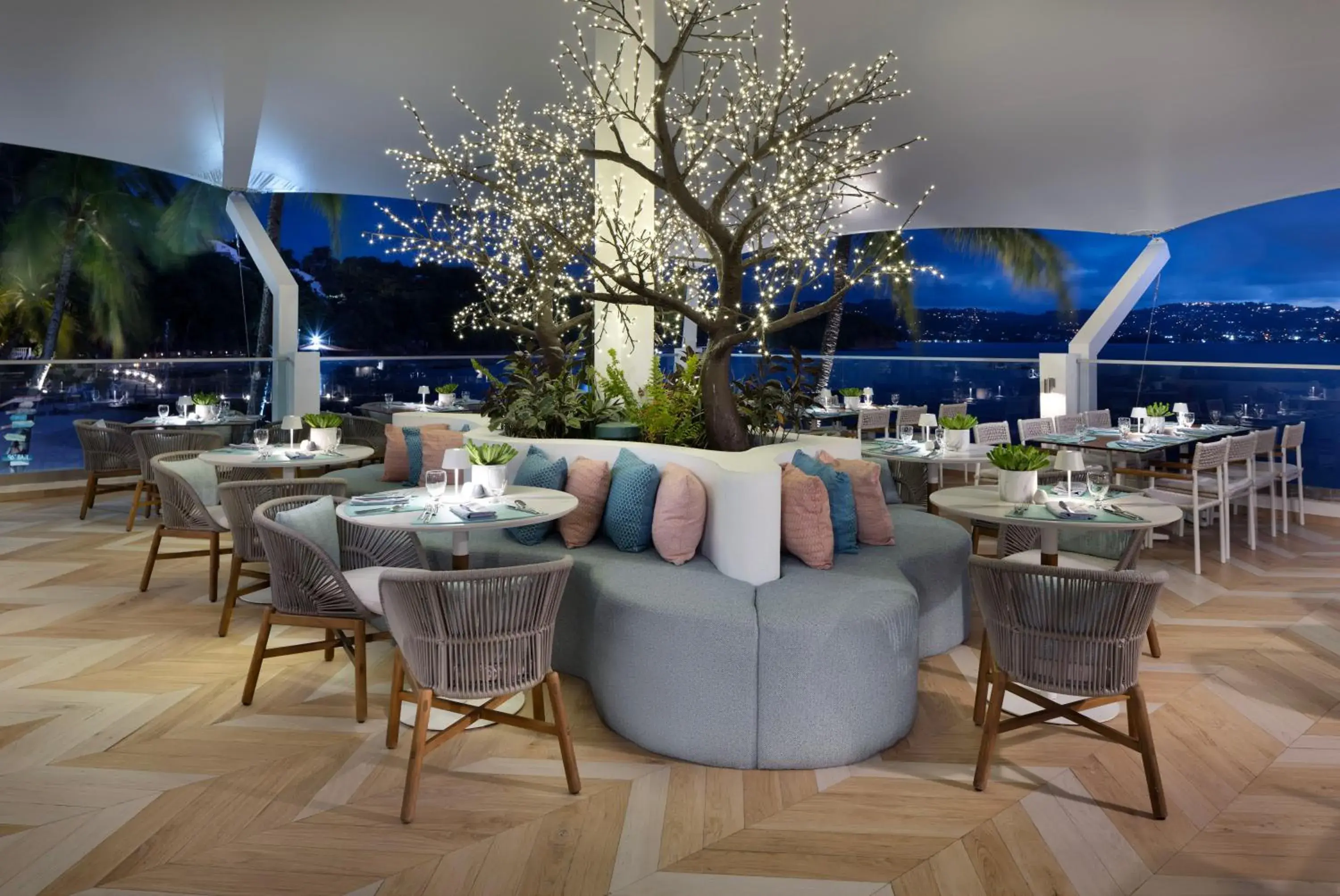 Restaurant/places to eat in Windjammer Landing Resort and Residences Restaurant/places to eat in Windjammer Landing Resort and Residences